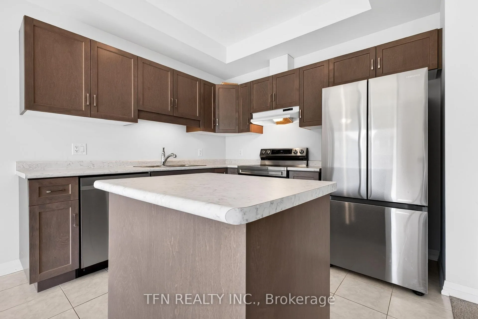 Photo 19 of 245 Bur Oak Drive, Thorold, Confederation Heights — HOMEH
