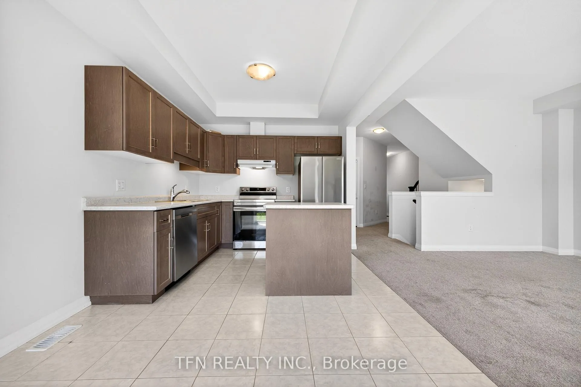 Photo 23 of 245 Bur Oak Drive, Thorold, Confederation Heights — HOMEH