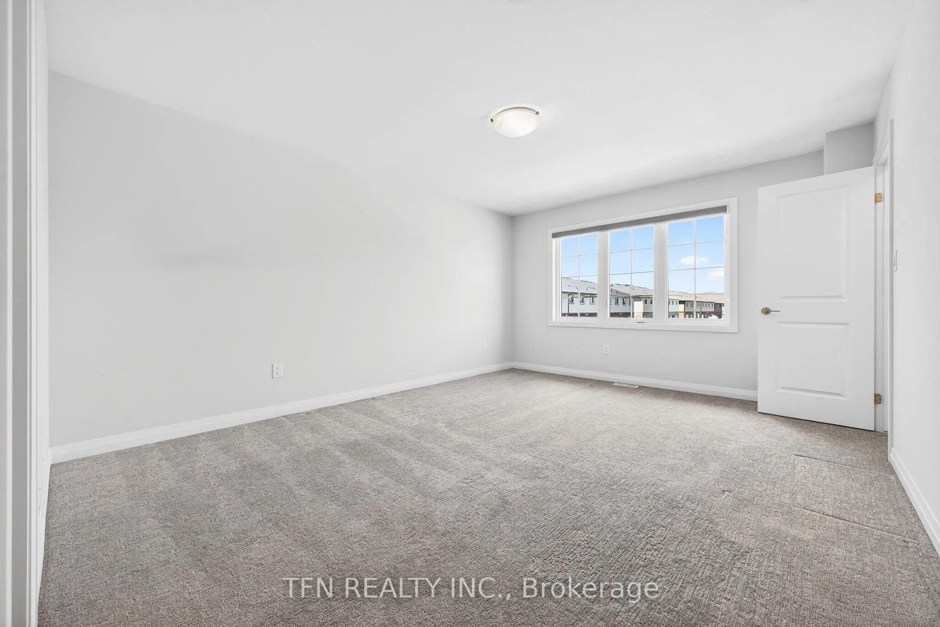 Photo 28 of 245 Bur Oak Drive, Thorold, Confederation Heights — HOMEH