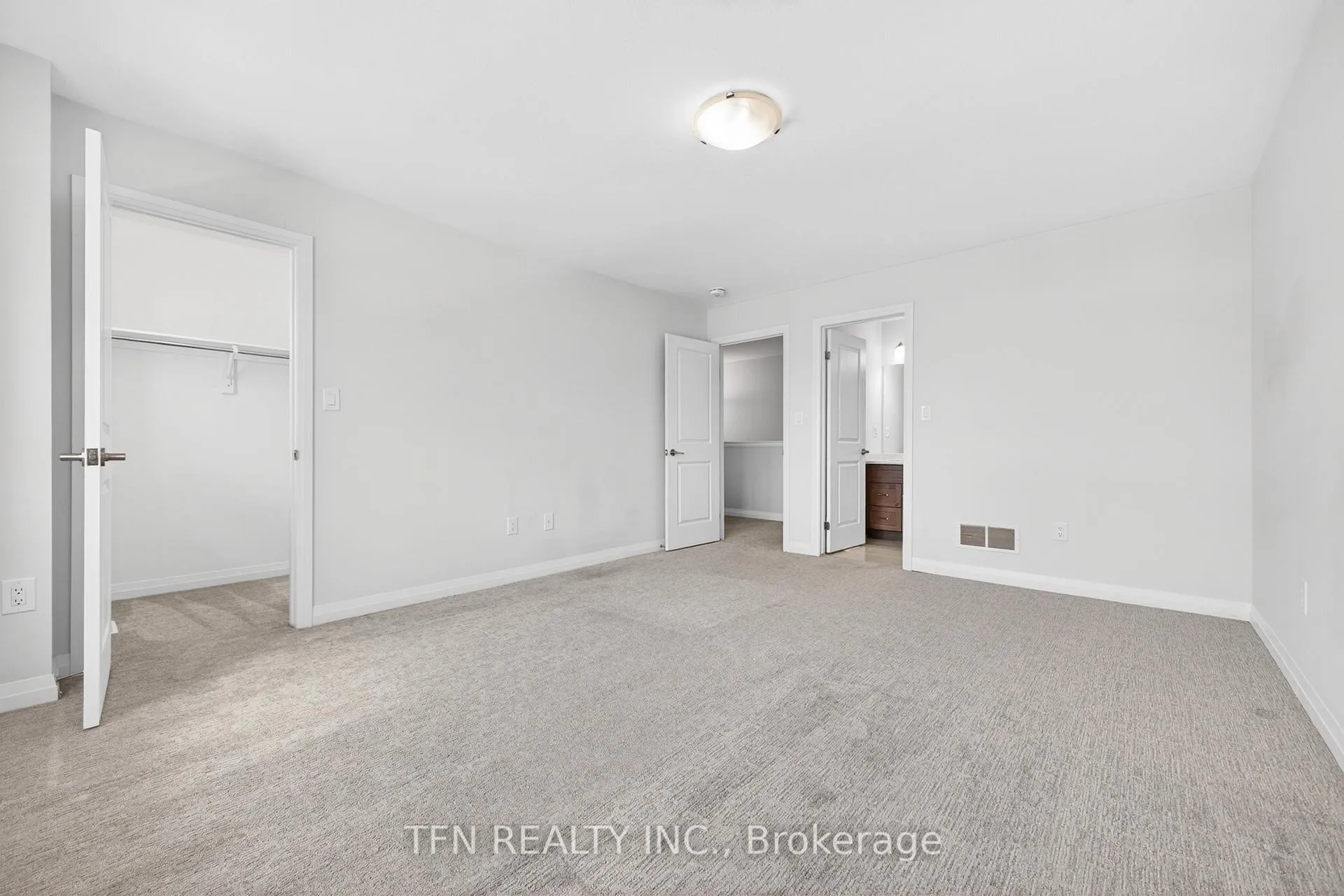 Photo 29 of 245 Bur Oak Drive, Thorold, Confederation Heights — HOMEH