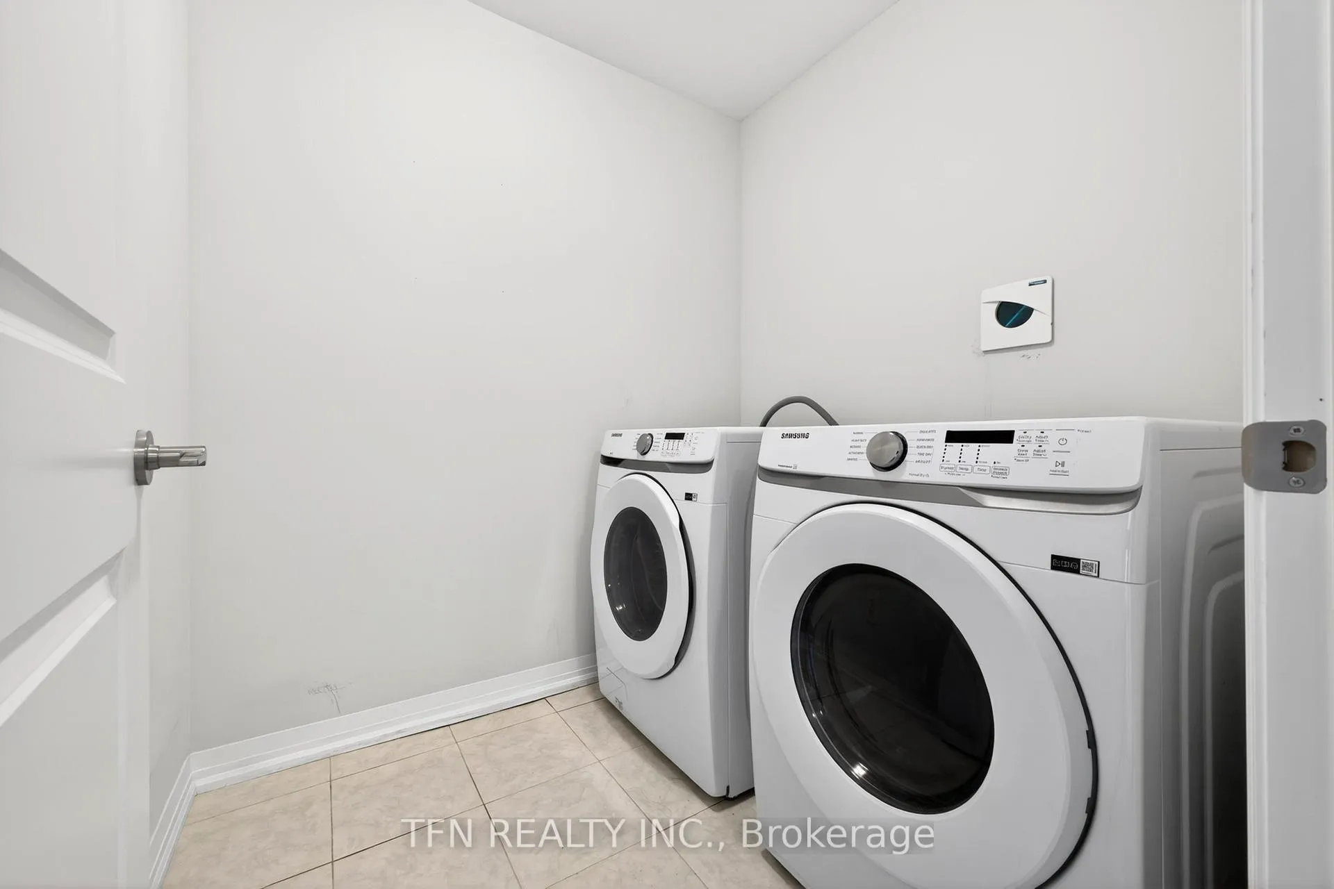 Photo 38 of 245 Bur Oak Drive, Thorold, Confederation Heights — HOMEH