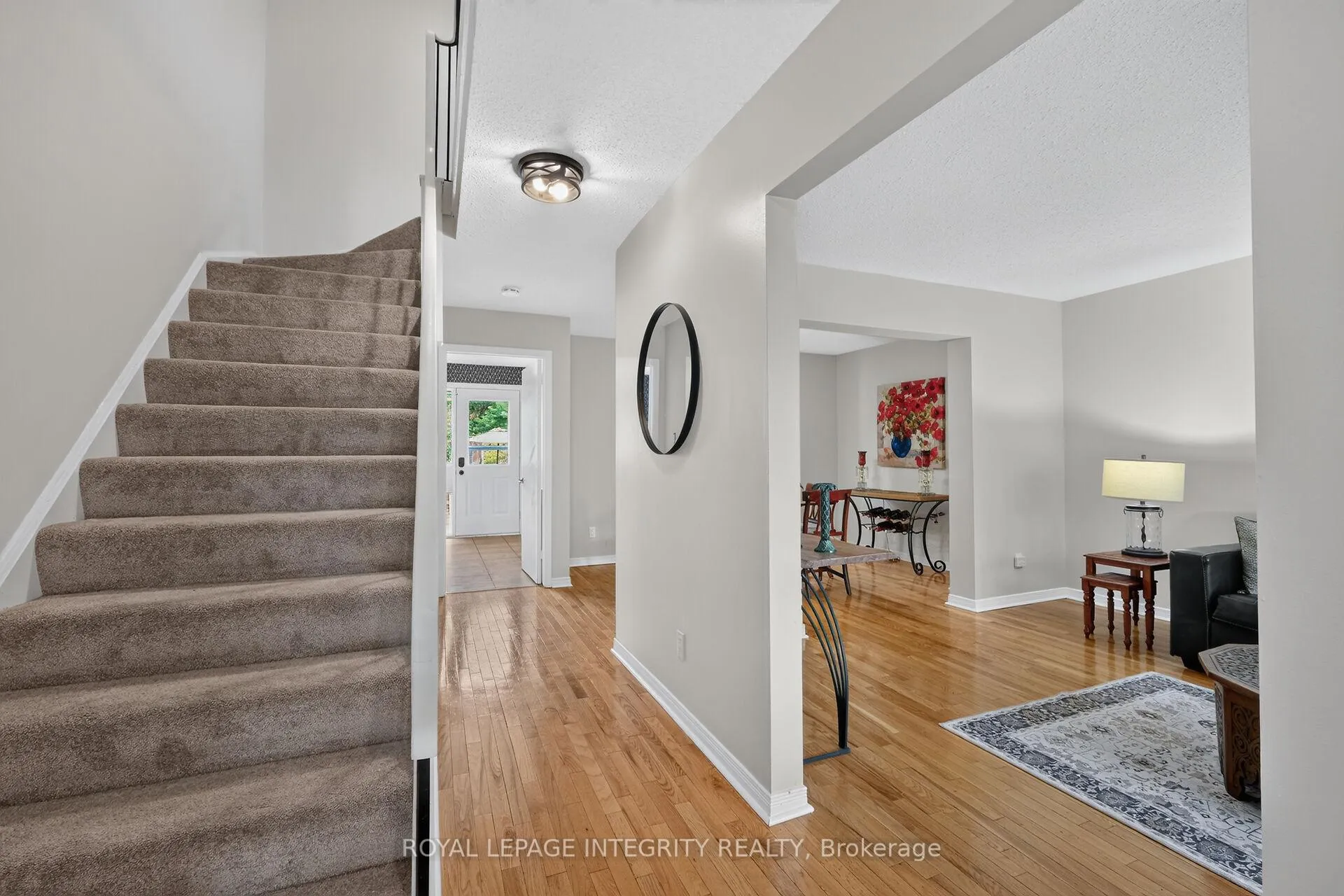 Photo 5 of 2111 Montreal Road, Ottawa, Beaconwood — HOMEH
