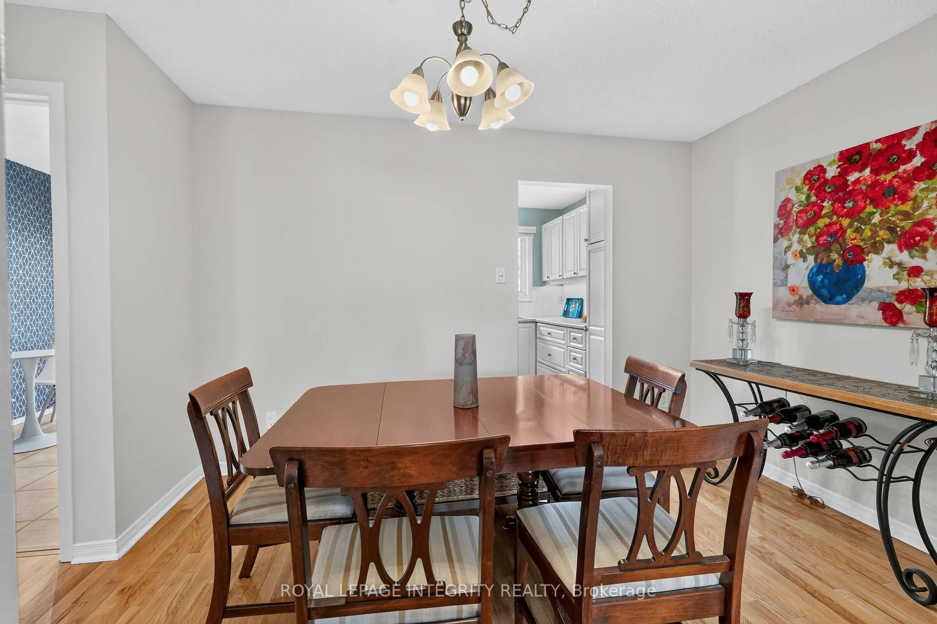 Photo 8 of 2111 Montreal Road, Ottawa, Beaconwood — HOMEH