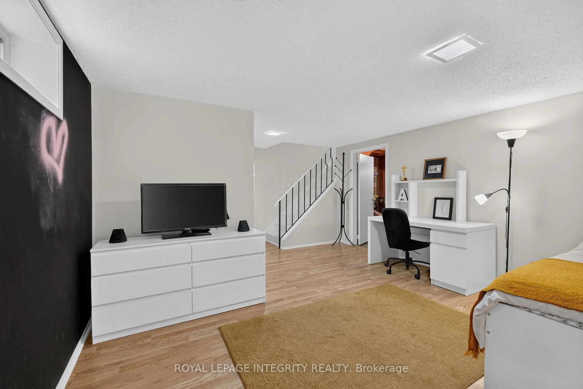 Photo 25 of 2111 Montreal Road, Ottawa, Beaconwood — HOMEH