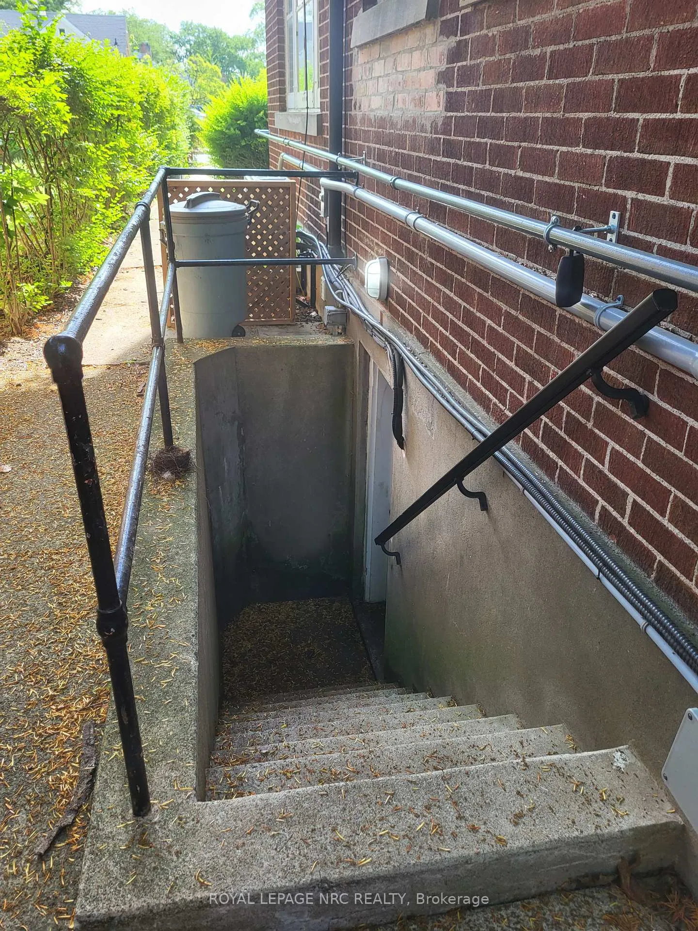 Photo 3 of Unit Basement, 1 Wychwood Road, St. Catharines, Old Glenridge — HOMEH