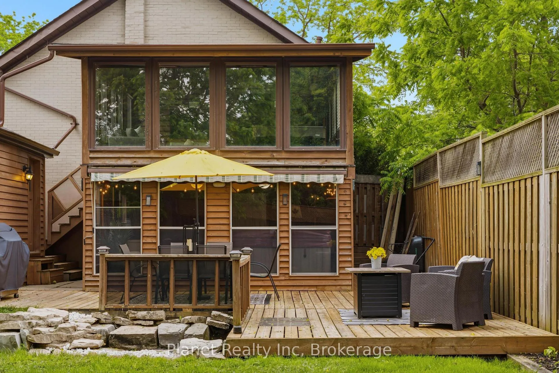 Photo 2 of 44 Alma Street N, Guelph, Junction/Onward Willow — HOMEH