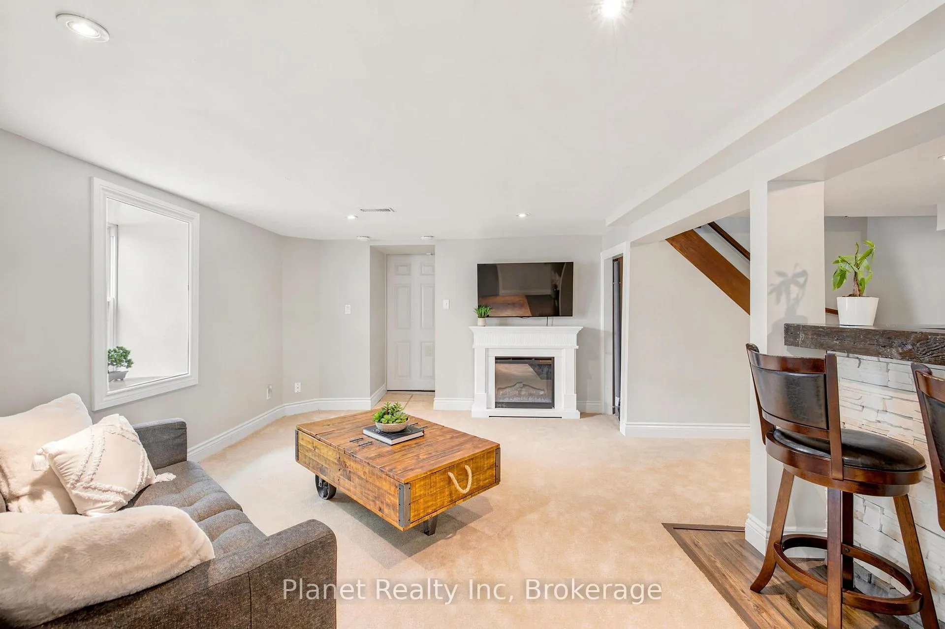 Photo 25 of 44 Alma Street N, Guelph, Junction/Onward Willow — HOMEH