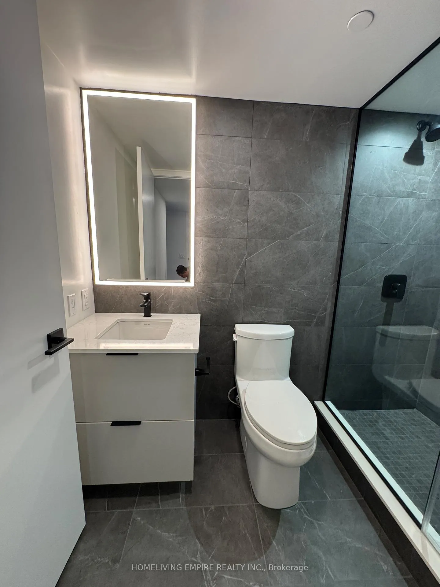 Photo 3 of Unit 1001, 609 Sherbourne Street, Toronto, North St. James Town — HOMEH