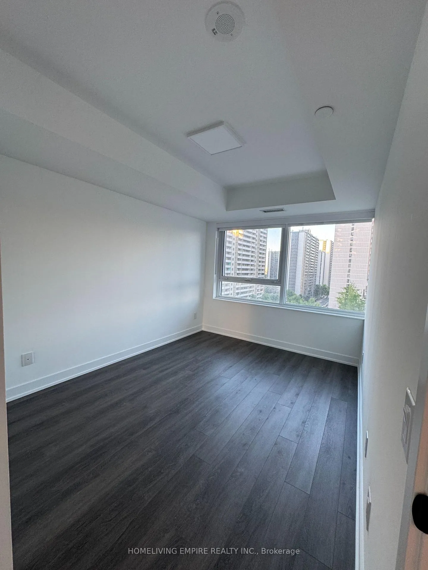 Photo 6 of Unit 1001, 609 Sherbourne Street, Toronto, North St. James Town — HOMEH