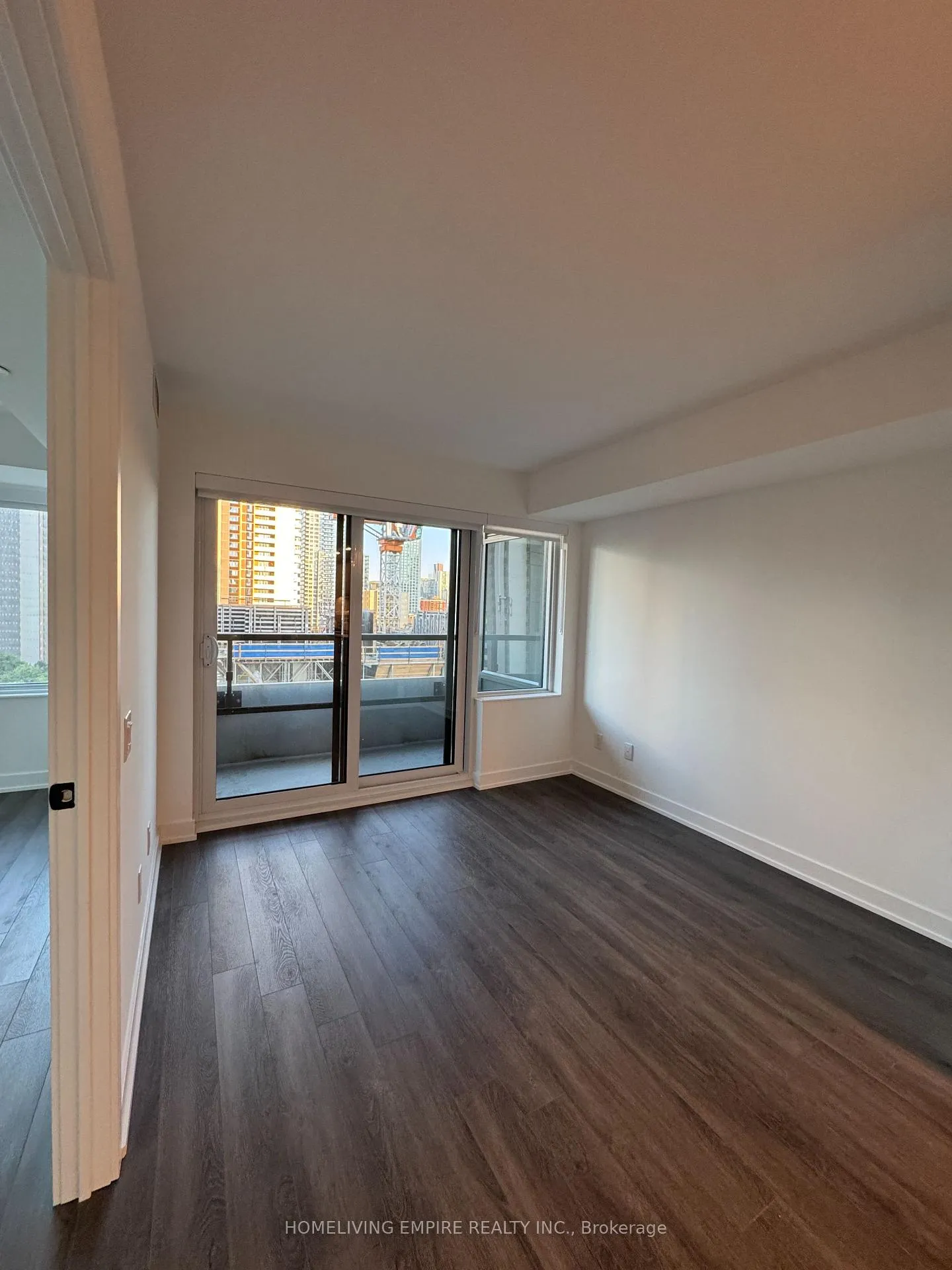 Photo 7 of Unit 1001, 609 Sherbourne Street, Toronto, North St. James Town — HOMEH