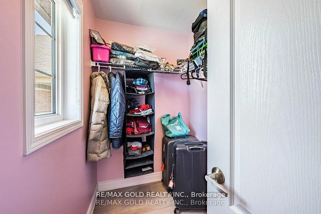 Photo 19 of 26 Robert Parkinson Drive, Brampton, Northwest Brampton — HOMEH