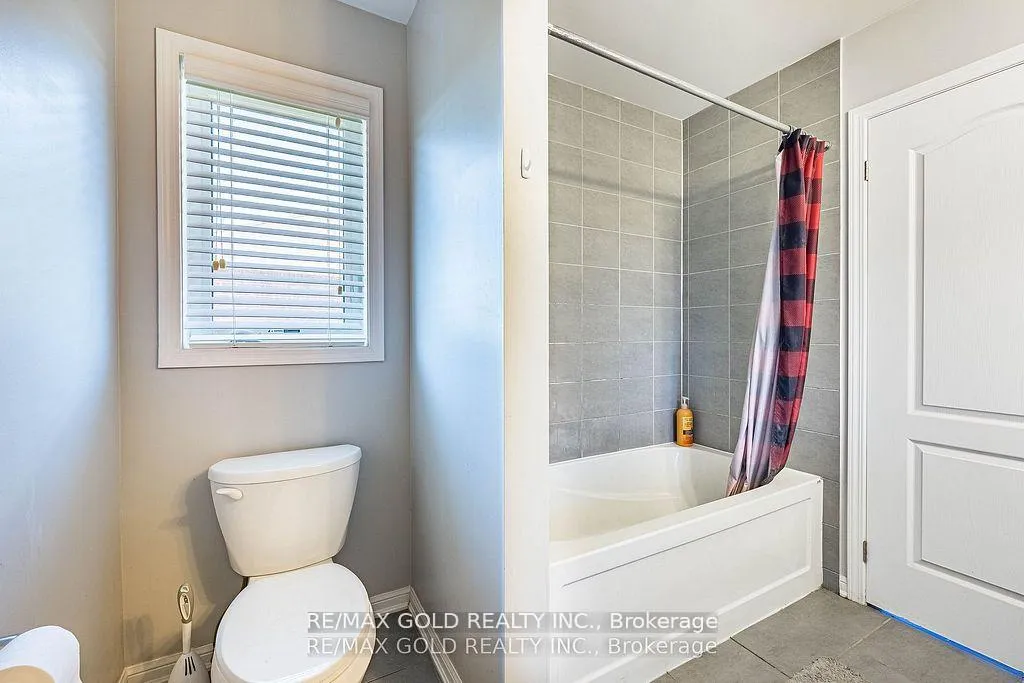 Photo 22 of 26 Robert Parkinson Drive, Brampton, Northwest Brampton — HOMEH