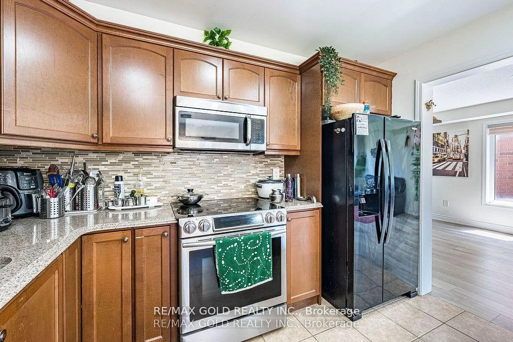 Photo 48 of 26 Robert Parkinson Drive, Brampton, Northwest Brampton — HOMEH