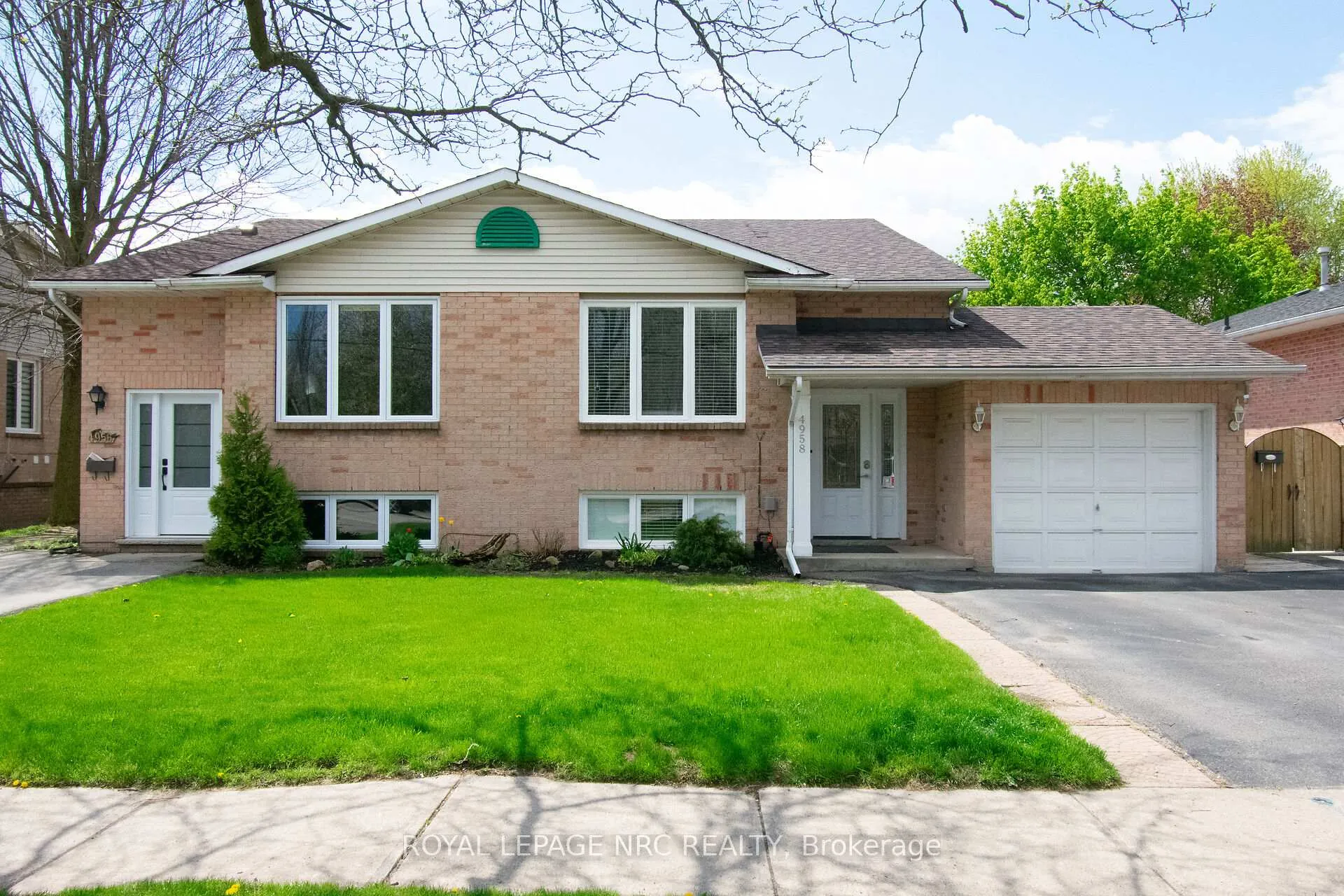 Front of 4958 Greenlane Road