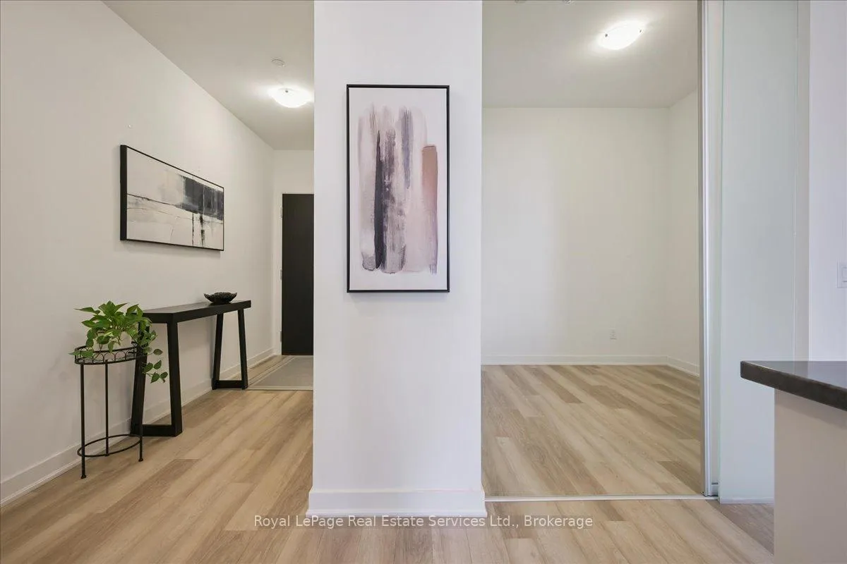 Photo 5 of Unit 308, 2007 James Street, Burlington, Brant — HOMEH