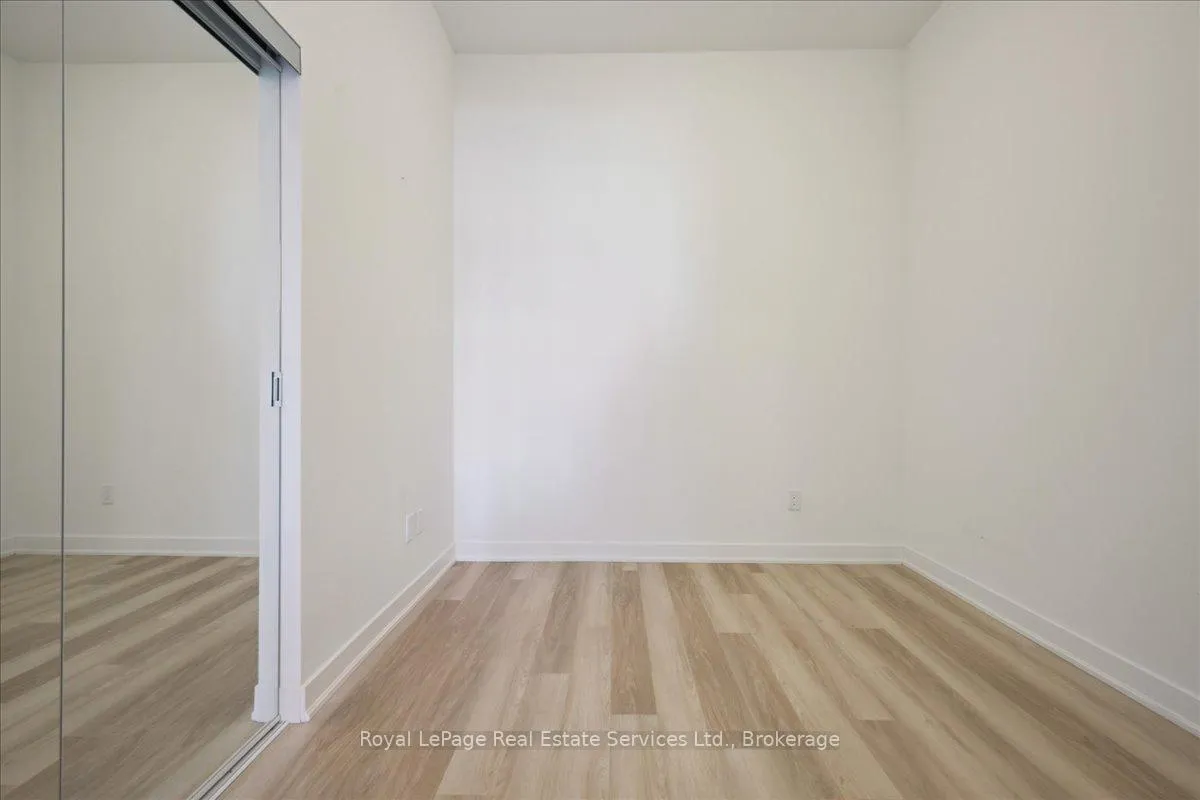 Photo 6 of Unit 308, 2007 James Street, Burlington, Brant — HOMEH