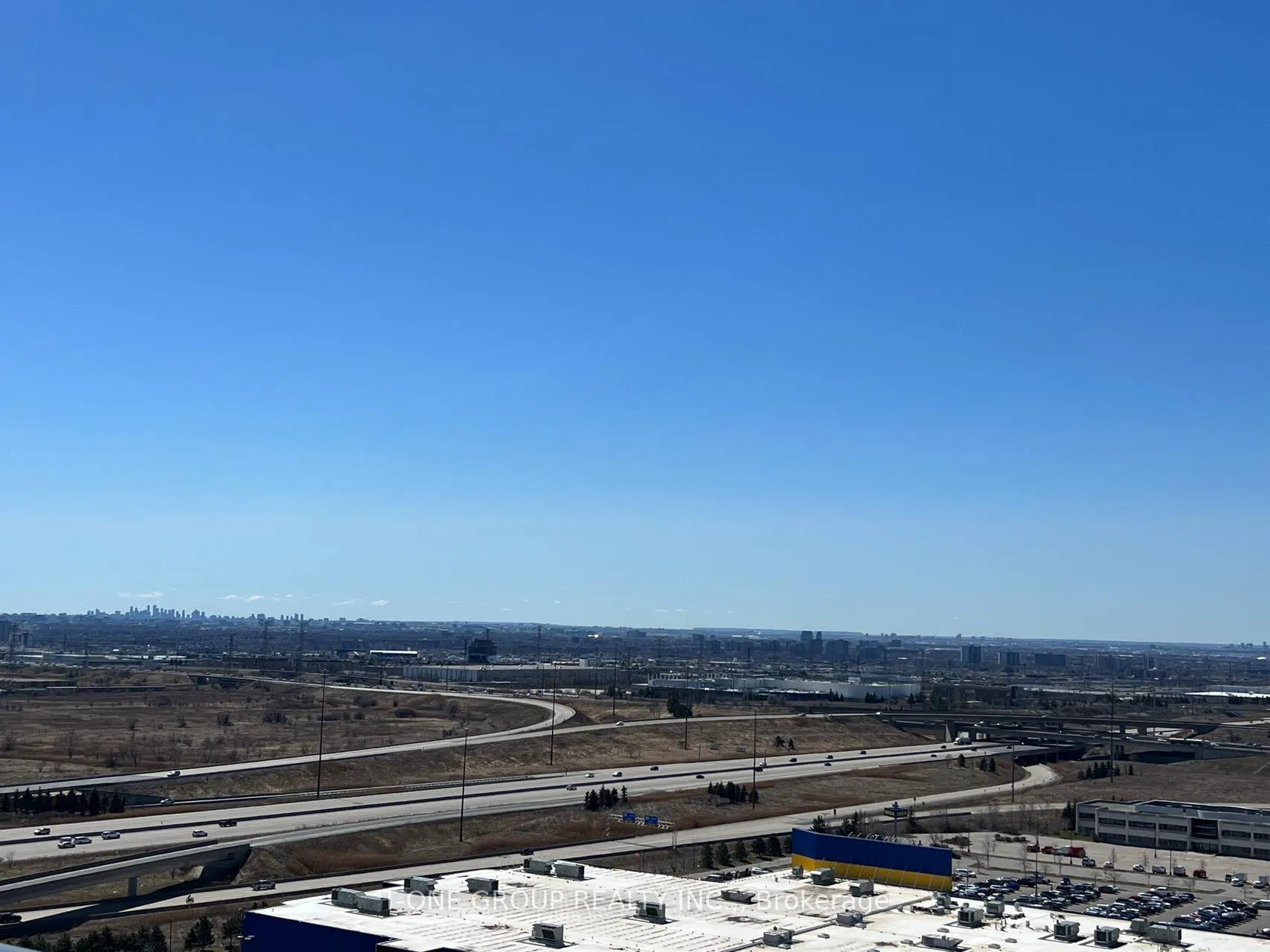 Photo 9 of Unit 2106, 38 Honeycrisp Crescent, Vaughan, Vaughan Corporate Centre — HOMEH