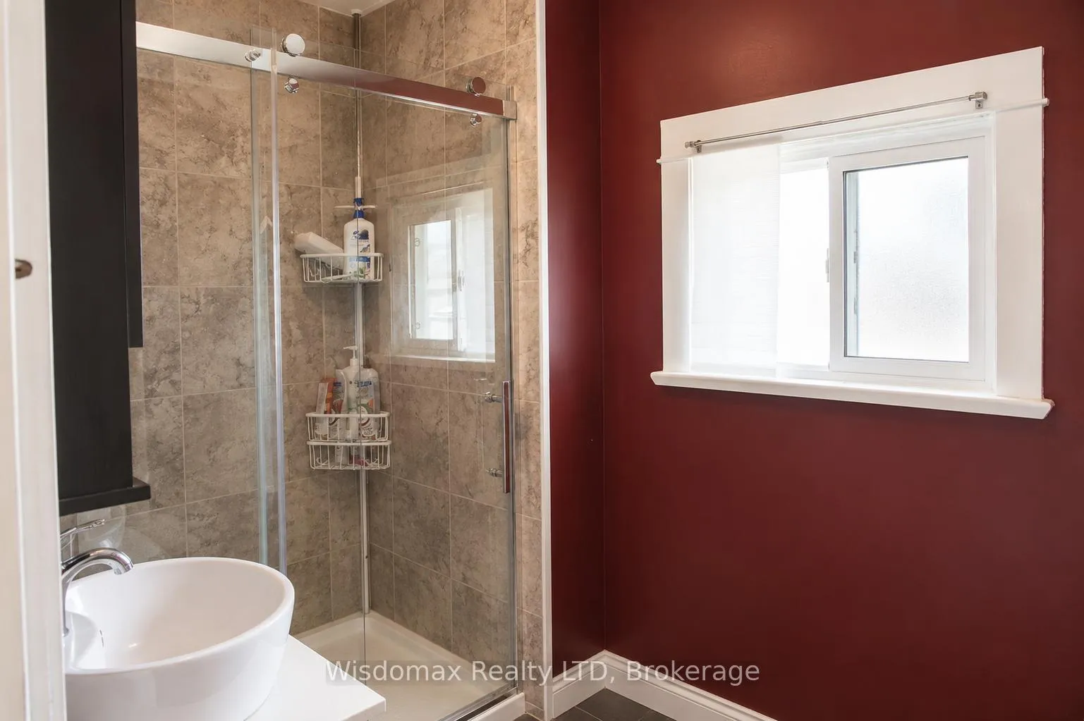 Photo 23 of 45 Pine Street N, Thorold, Thorold Downtown — HOMEH
