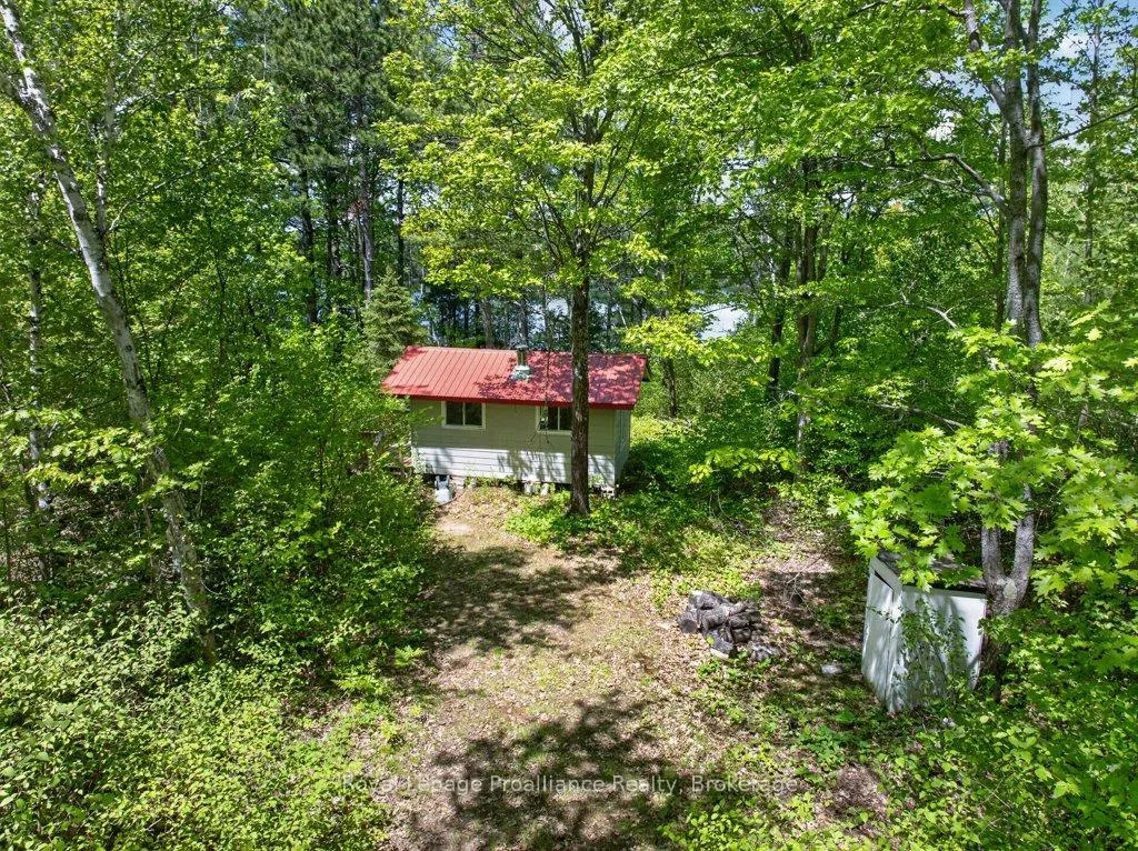 Photo 5 of 2485 Alf's Bay Lane, Frontenac, Frontenac Centre — HOMEH