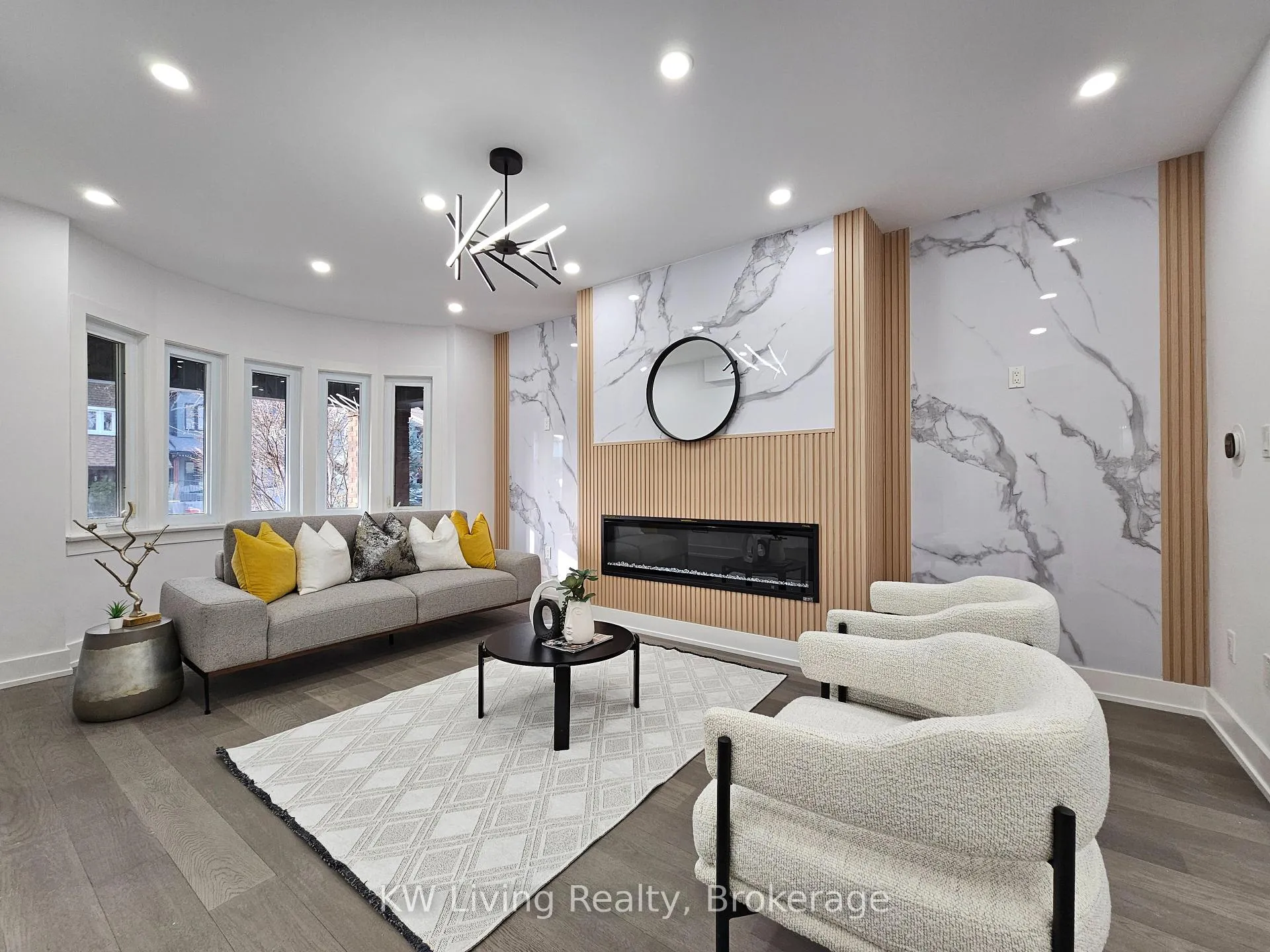 Photo 3 of 479 Windermere Avenue, Toronto, Runnymede-Bloor West Village — HOMEH