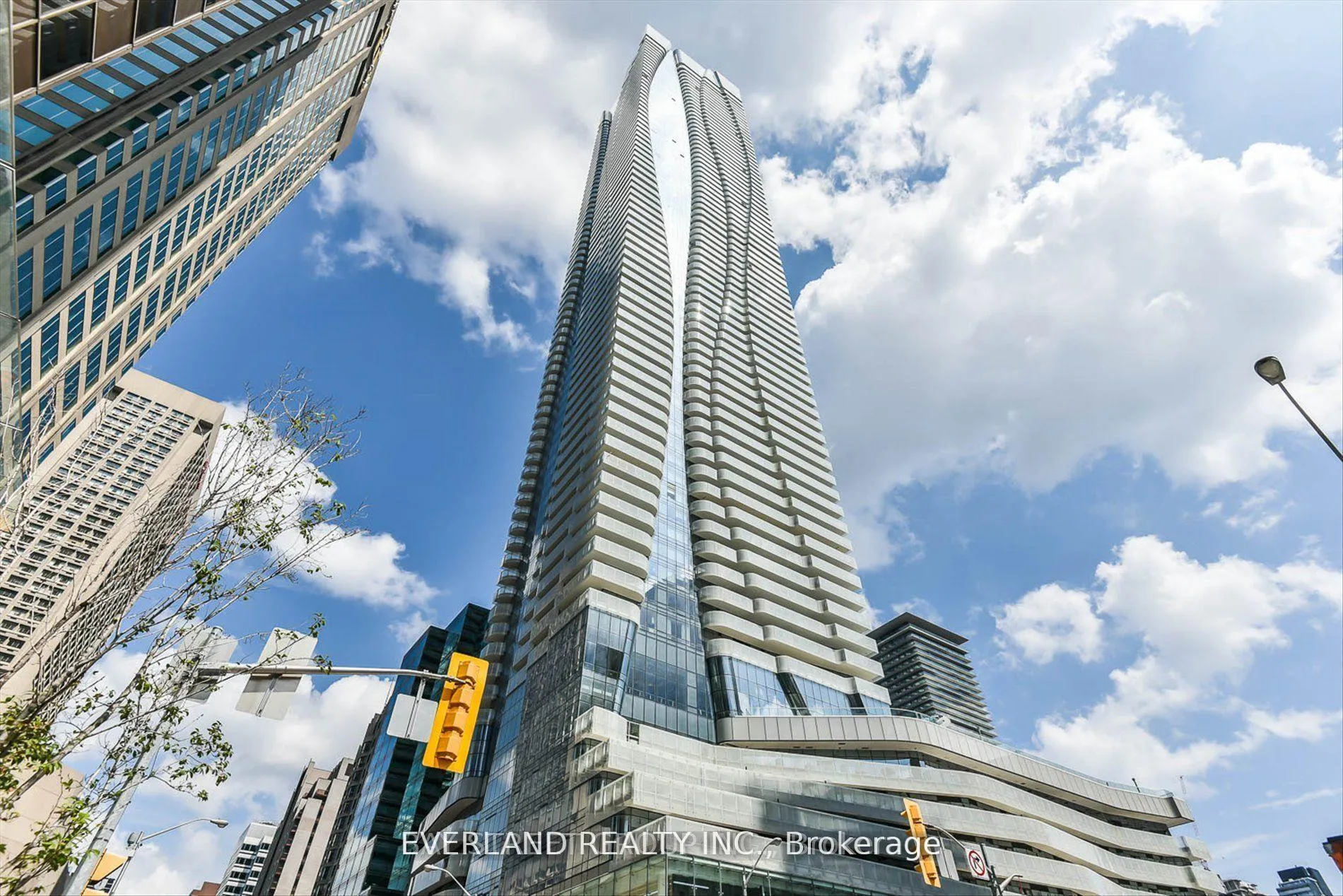 Photo 1 of Unit 5303, 1 Bloor Street E, Toronto, Church-Yonge Corridor — HOMEH