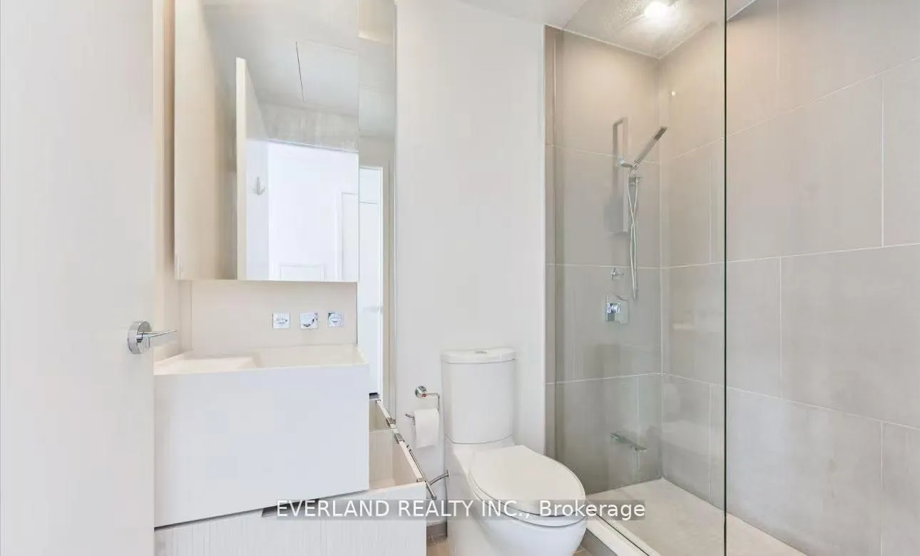 Photo 7 of Unit 5303, 1 Bloor Street E, Toronto, Church-Yonge Corridor — HOMEH