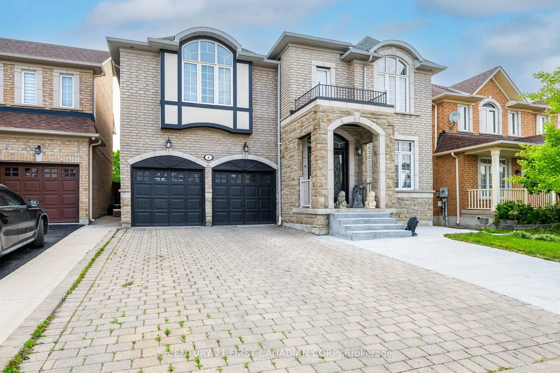 Photo 2 of 4 Freshspring Drive, Brampton, Sandringham-Wellington — HOMEH