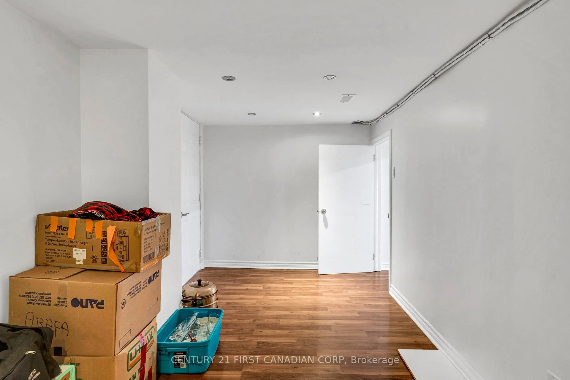 Photo 42 of 4 Freshspring Drive, Brampton, Sandringham-Wellington — HOMEH