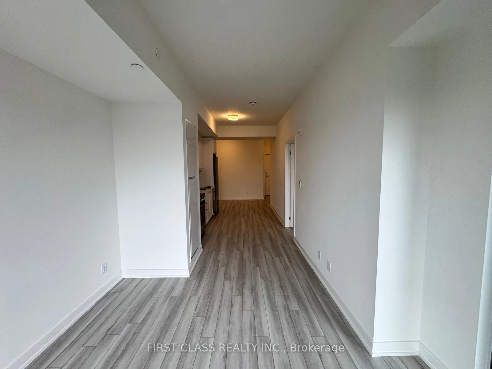 Photo 11 of 51 Clarington Blvd, Clarington, Bowmanville — HOMEH