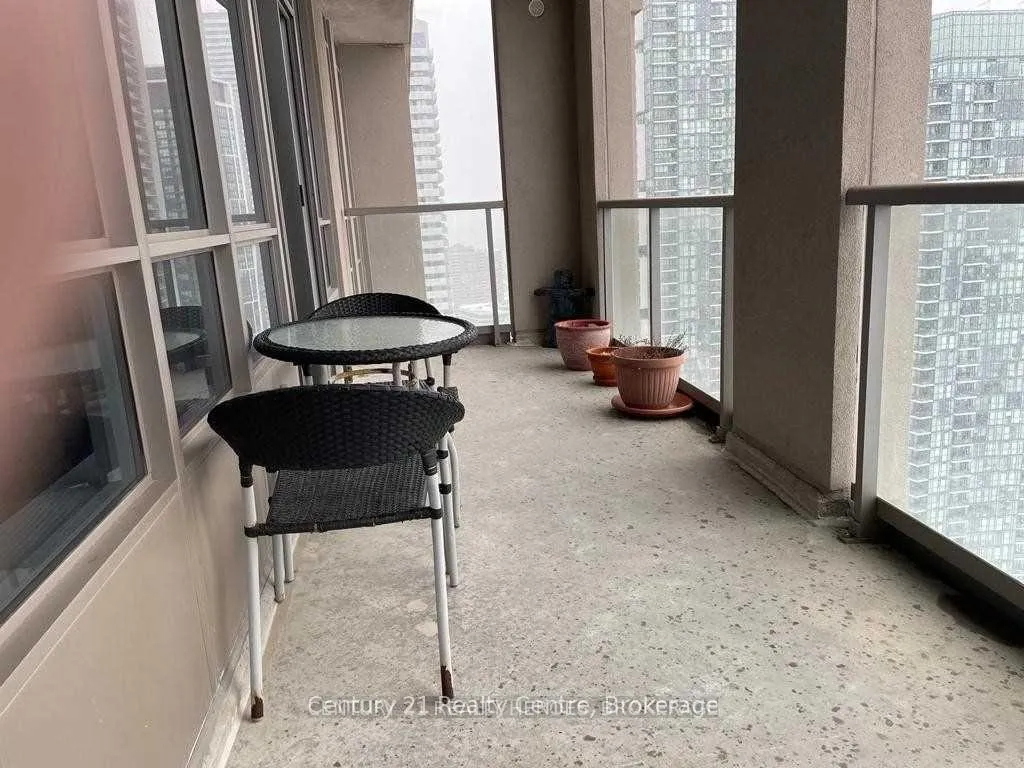 Front of Unit 3103, 388 Prince Of Wales Drive