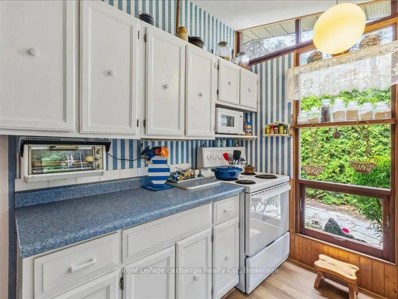 Photo 9 of 14 Mitchell Drive, Kincardine — HOMEH