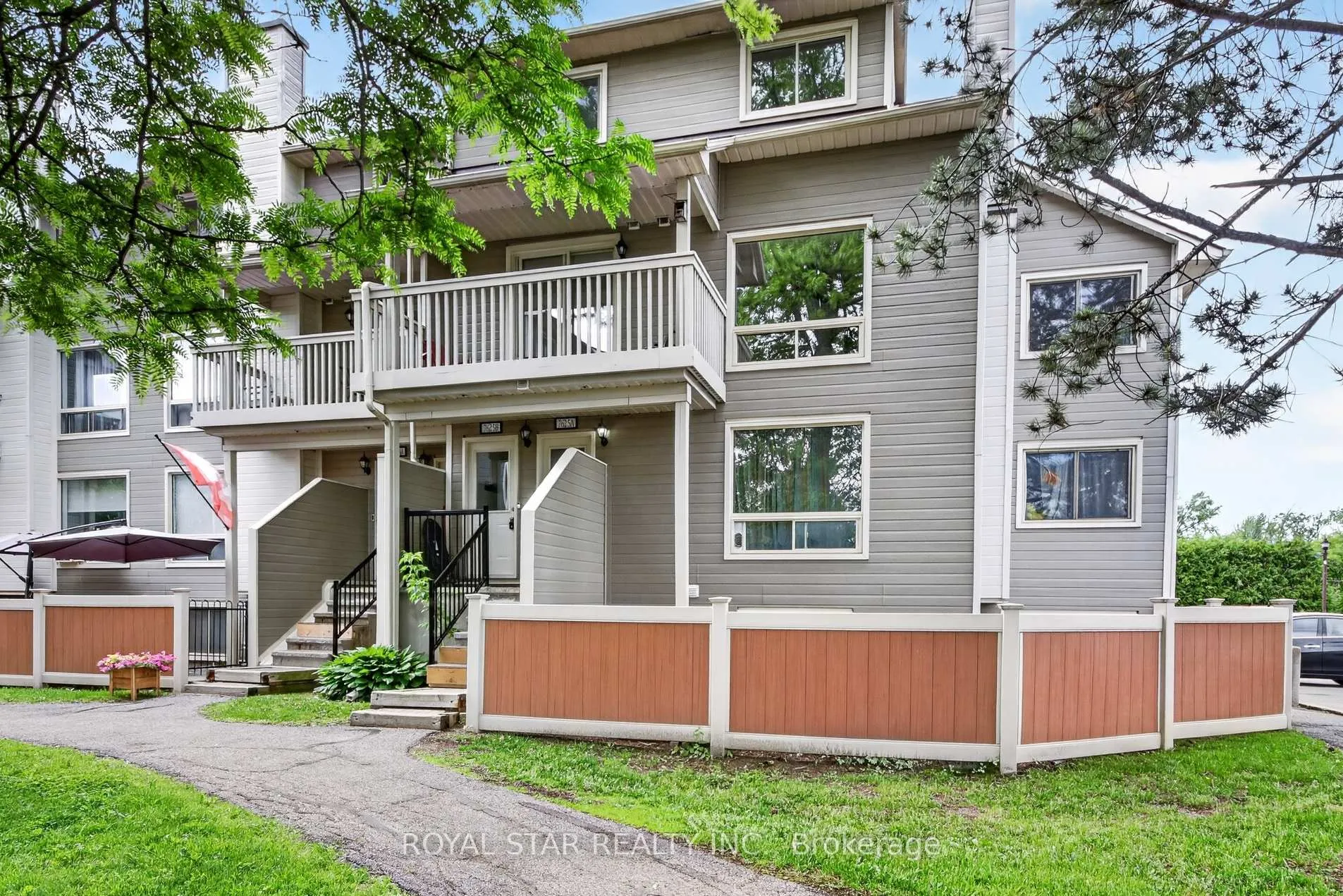 Photo 2 of Unit 5B, 762 St. Andre Drive, Ottawa, Hiawatha Park/Convent Glen — HOMEH