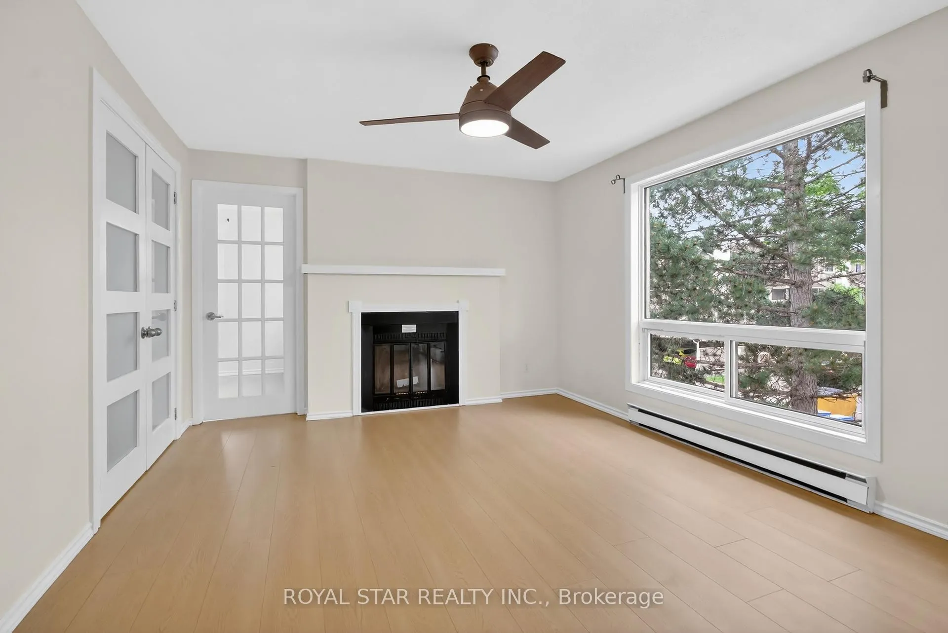 Photo 6 of Unit 5B, 762 St. Andre Drive, Ottawa, Hiawatha Park/Convent Glen — HOMEH