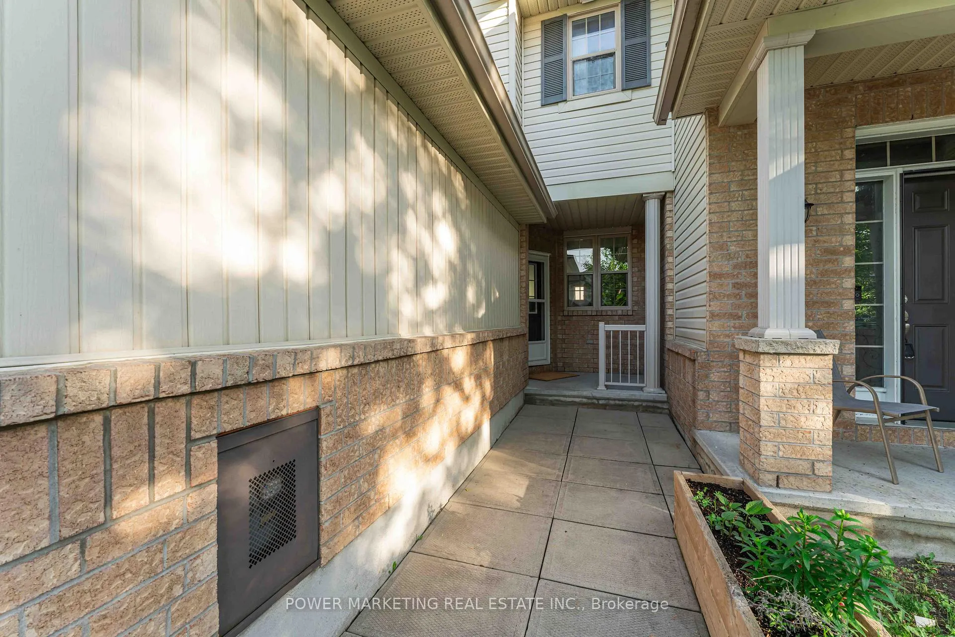 Photo 2 of 326 Applecross Crescent, Ottawa, Kanata - Morgan's Grant/South March — HOMEH