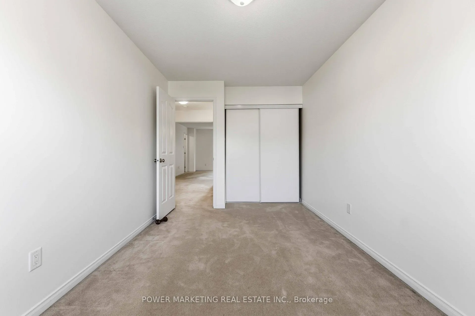 Photo 17 of 326 Applecross Crescent, Ottawa, Kanata - Morgan's Grant/South March — HOMEH