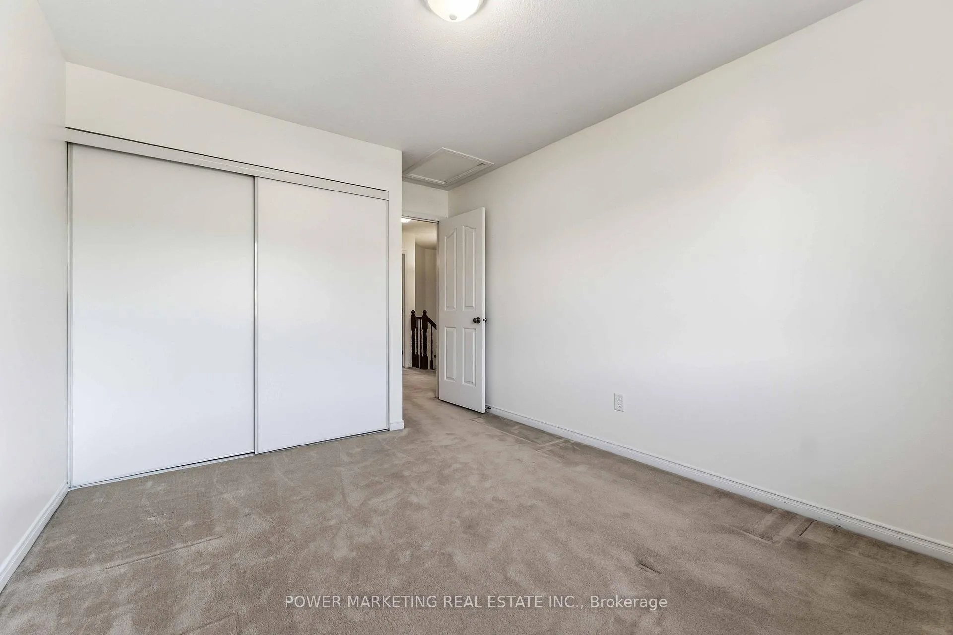 Photo 20 of 326 Applecross Crescent, Ottawa, Kanata - Morgan's Grant/South March — HOMEH