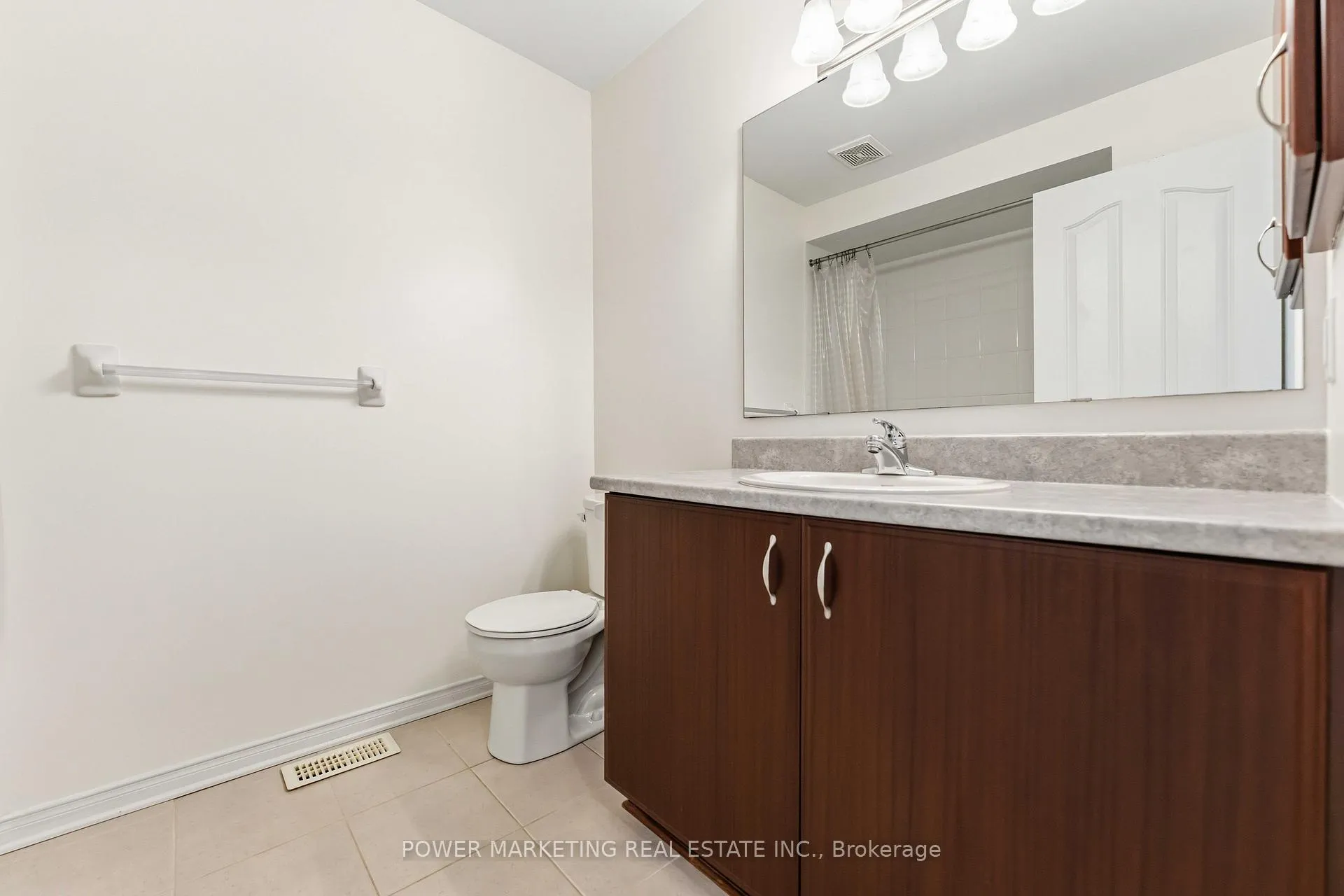 Photo 22 of 326 Applecross Crescent, Ottawa, Kanata - Morgan's Grant/South March — HOMEH