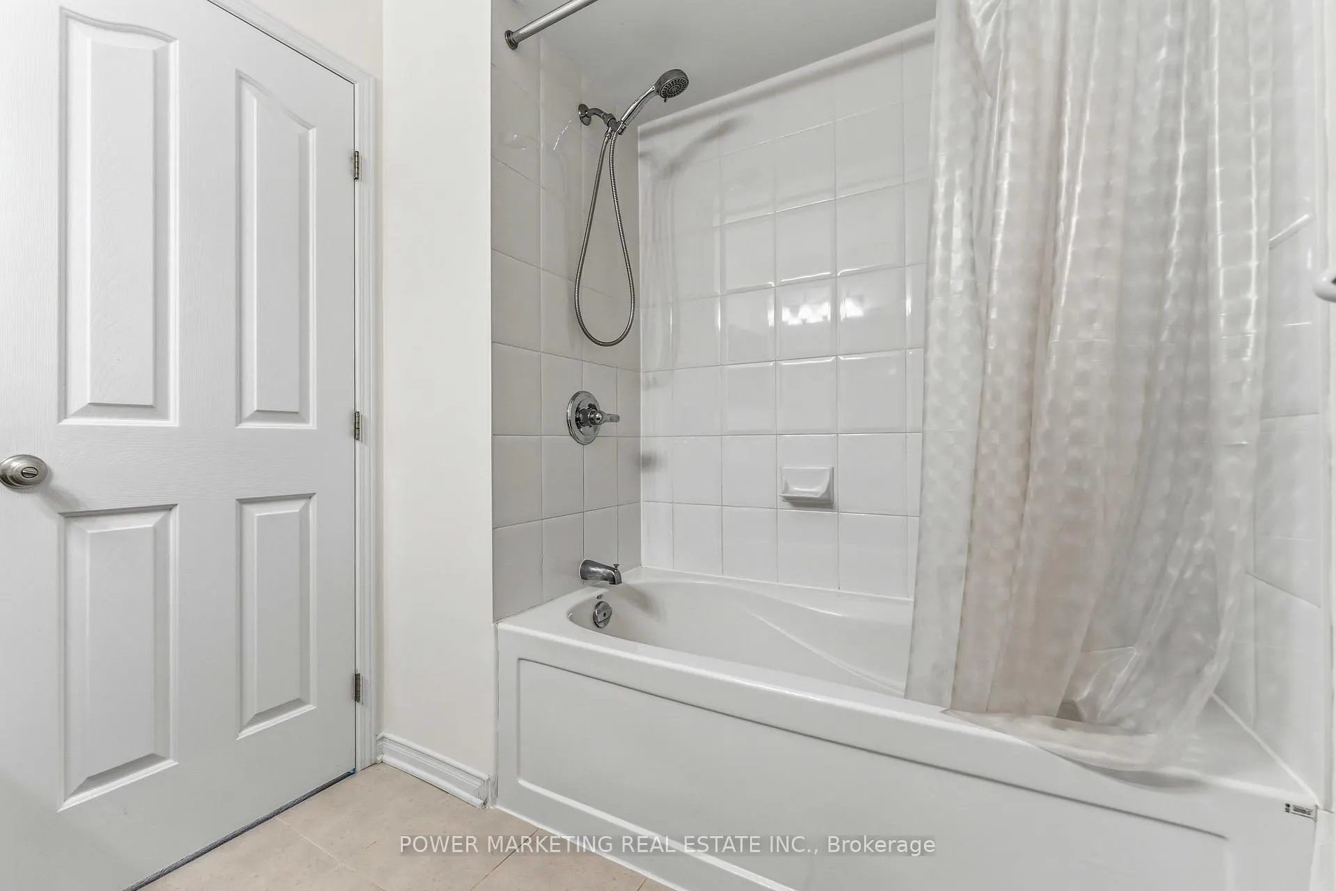Photo 23 of 326 Applecross Crescent, Ottawa, Kanata - Morgan's Grant/South March — HOMEH