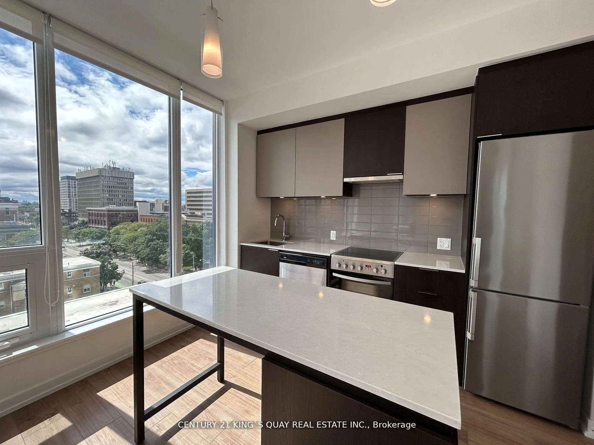 Photo 7 of Unit 702, 203 College Street, Toronto, Kensington-Chinatown — HOMEH