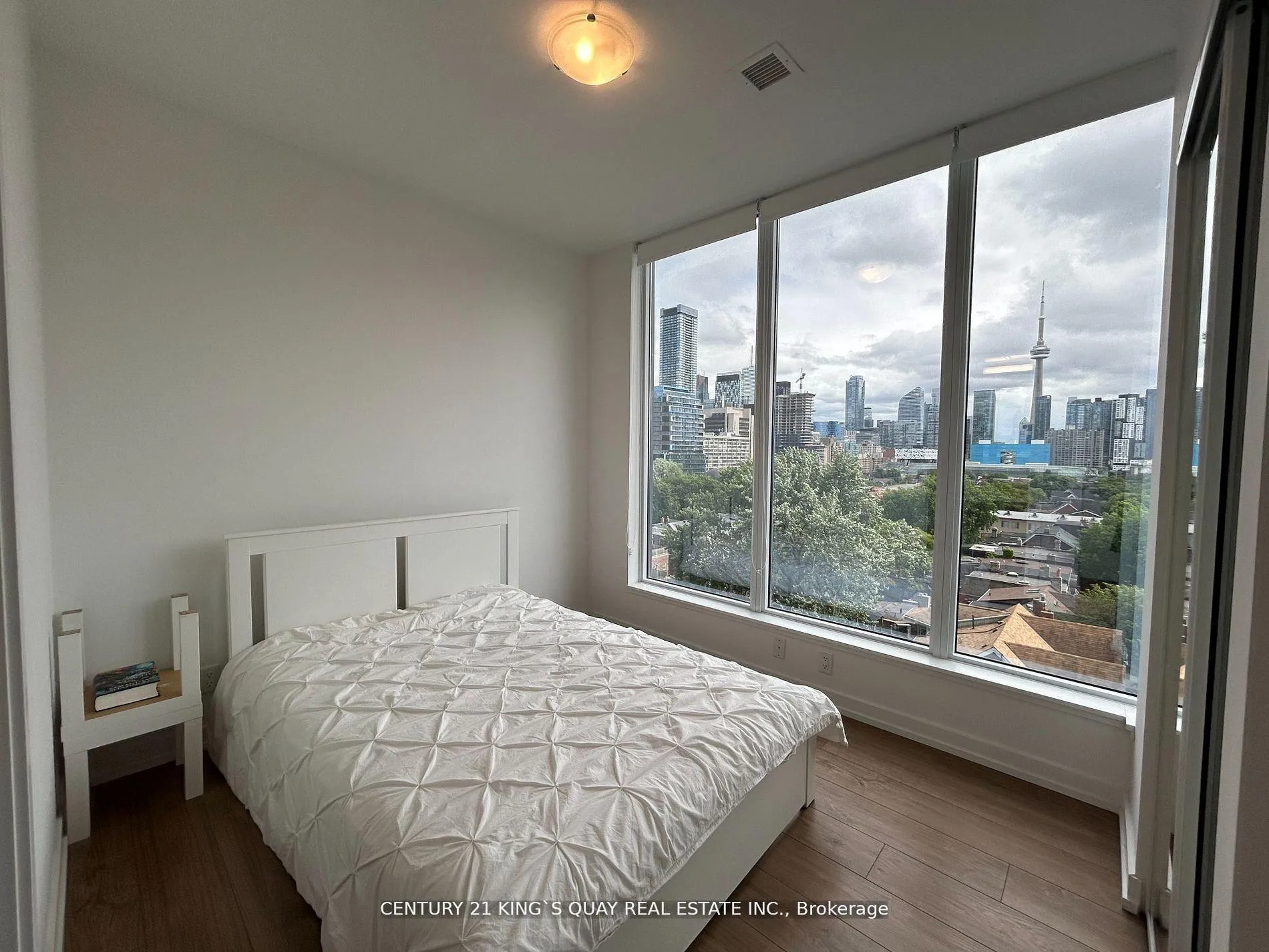 Photo 10 of Unit 702, 203 College Street, Toronto, Kensington-Chinatown — HOMEH