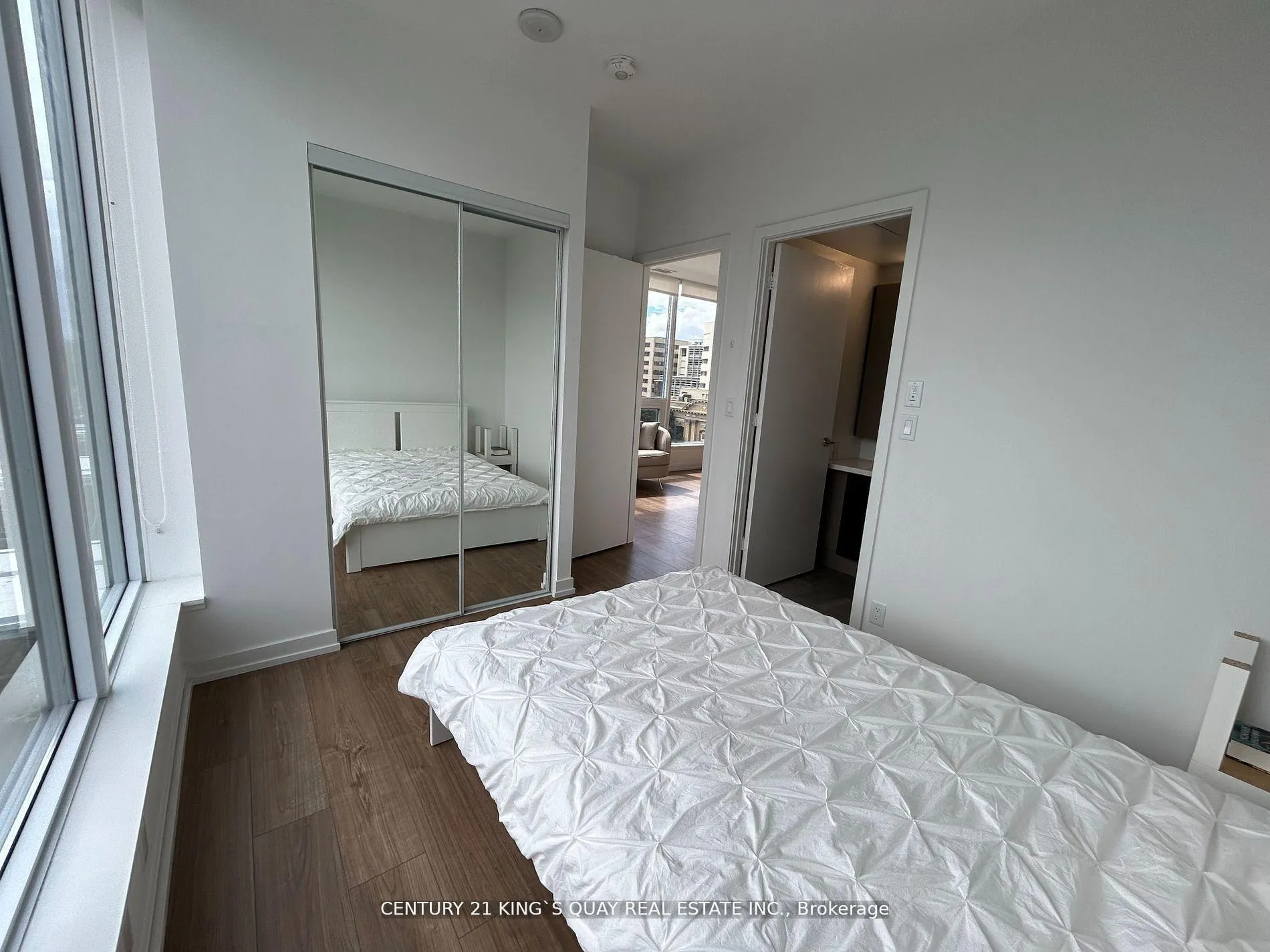 Photo 11 of Unit 702, 203 College Street, Toronto, Kensington-Chinatown — HOMEH