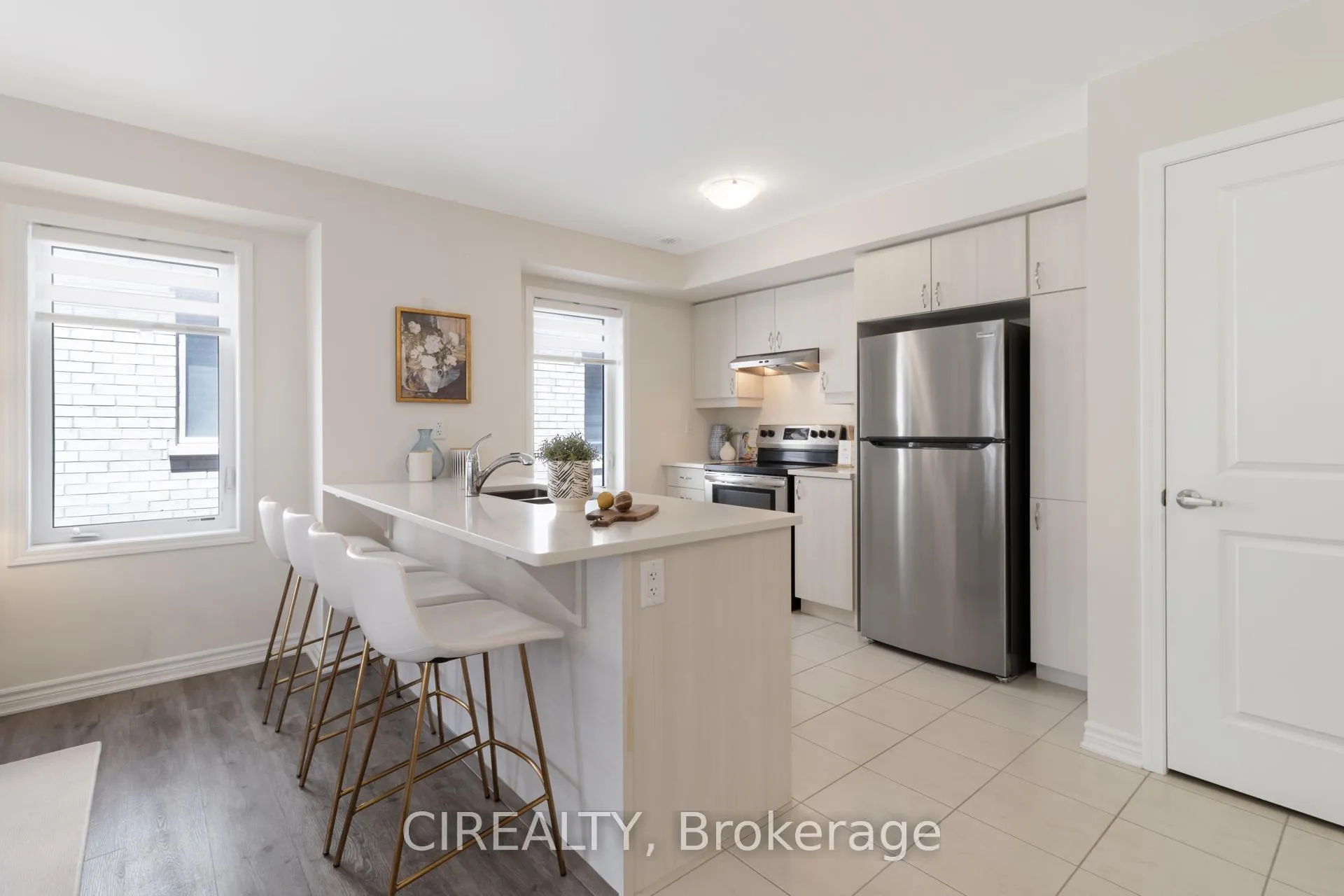 Photo 7 of 3349 Thunderbird Promenade, Pickering, Rural Pickering — HOMEH