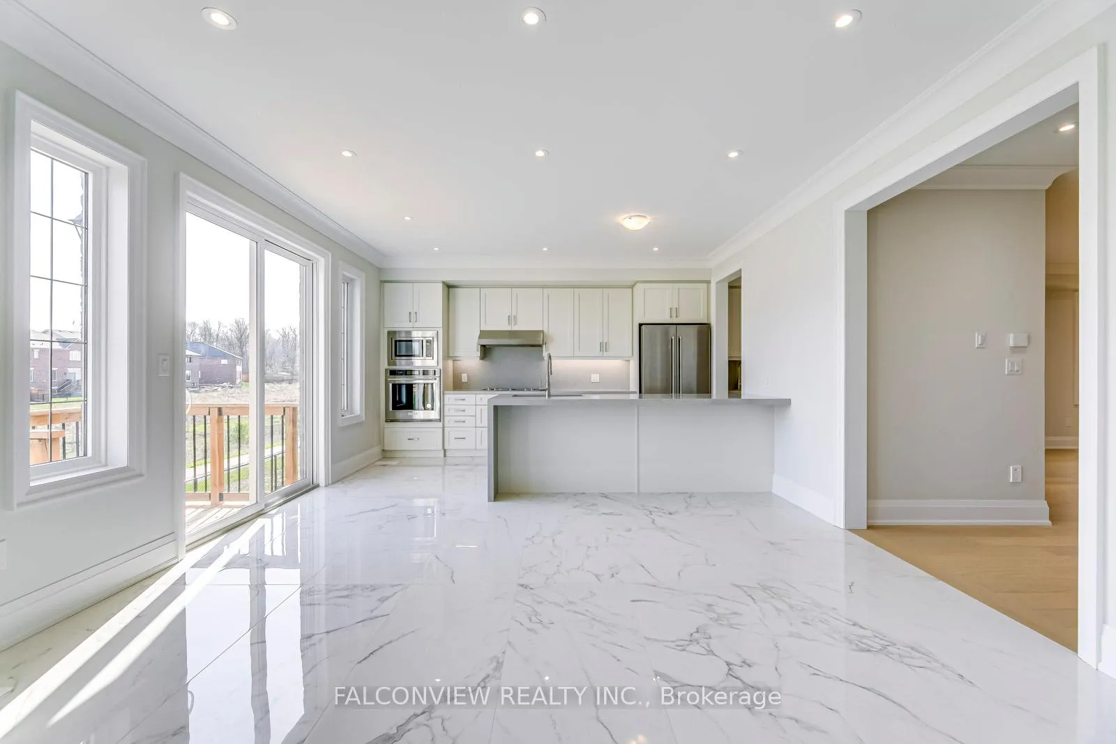 Photo 5 of 91 Brenscombe Road, Brampton, Northwest Brampton — HOMEH