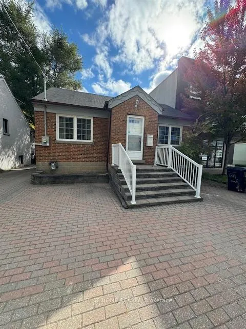 Photo of 227 Sheppard Avenue W