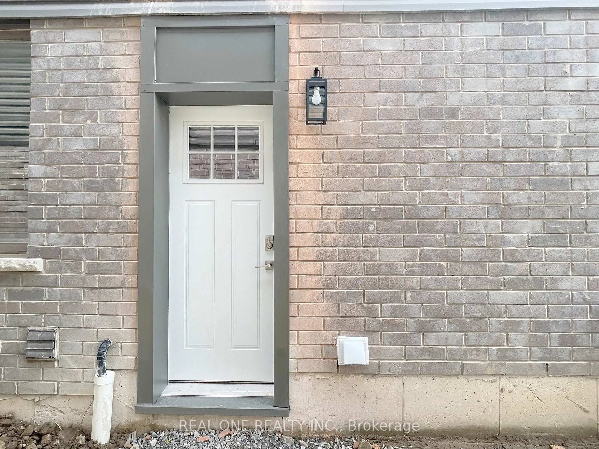 Photo 3 of 67 Burley Lane, Hamilton, Meadowlands — HOMEH