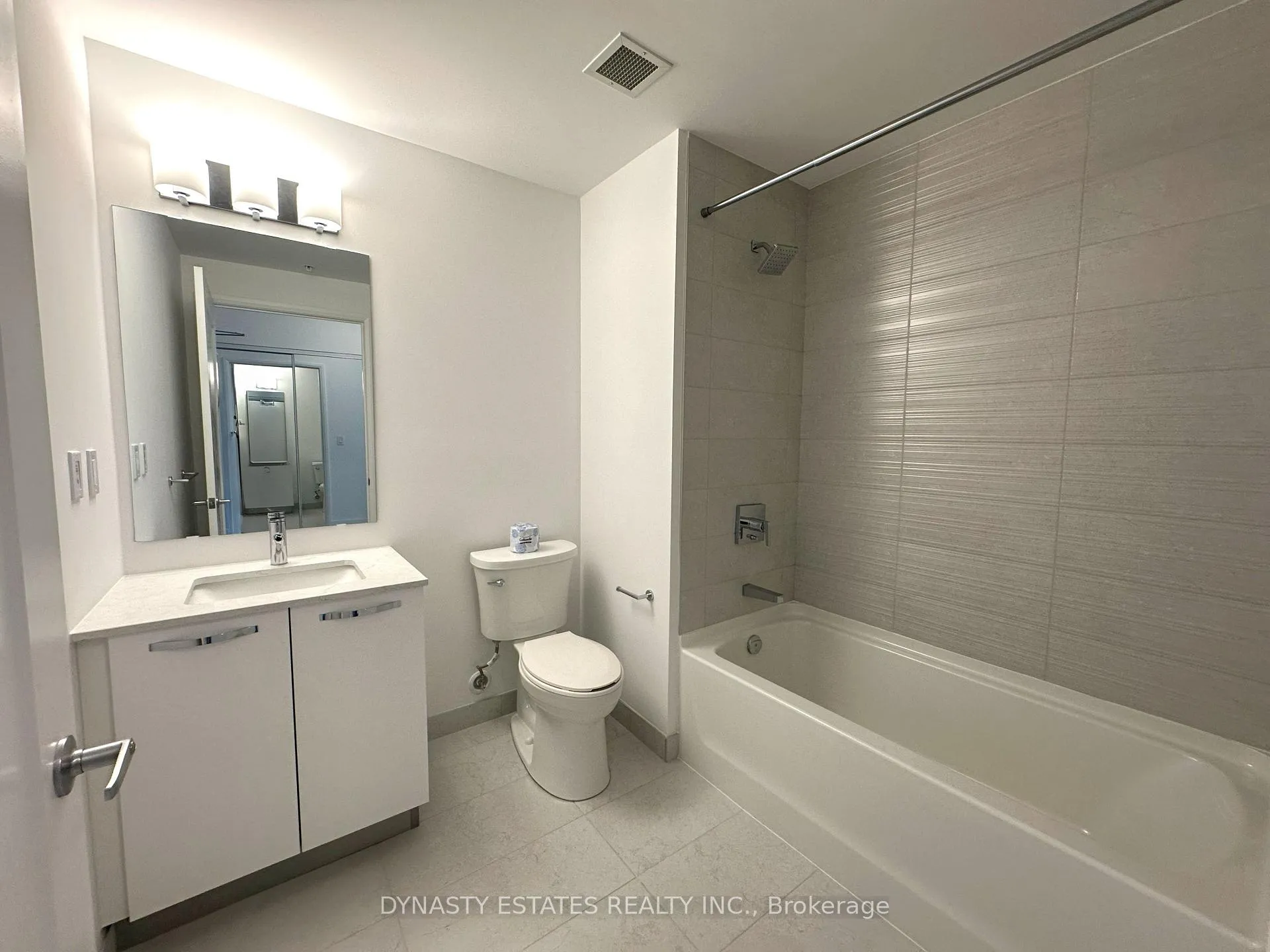 Photo 12 of Unit 908, 75 James Street S, Hamilton, Corktown — HOMEH