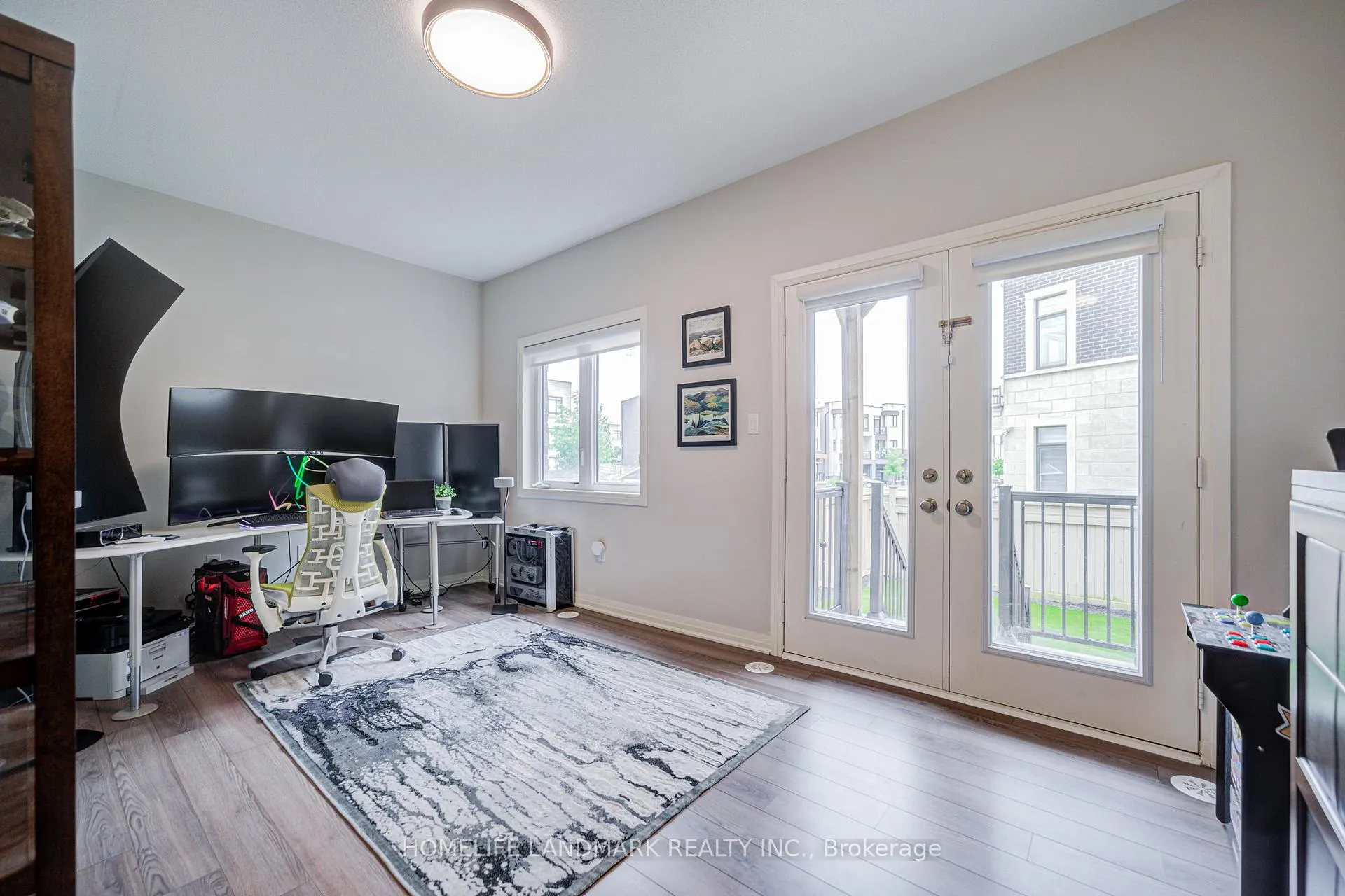 Photo 7 of 5 Arianna Crescent, Vaughan, Patterson — HOMEH