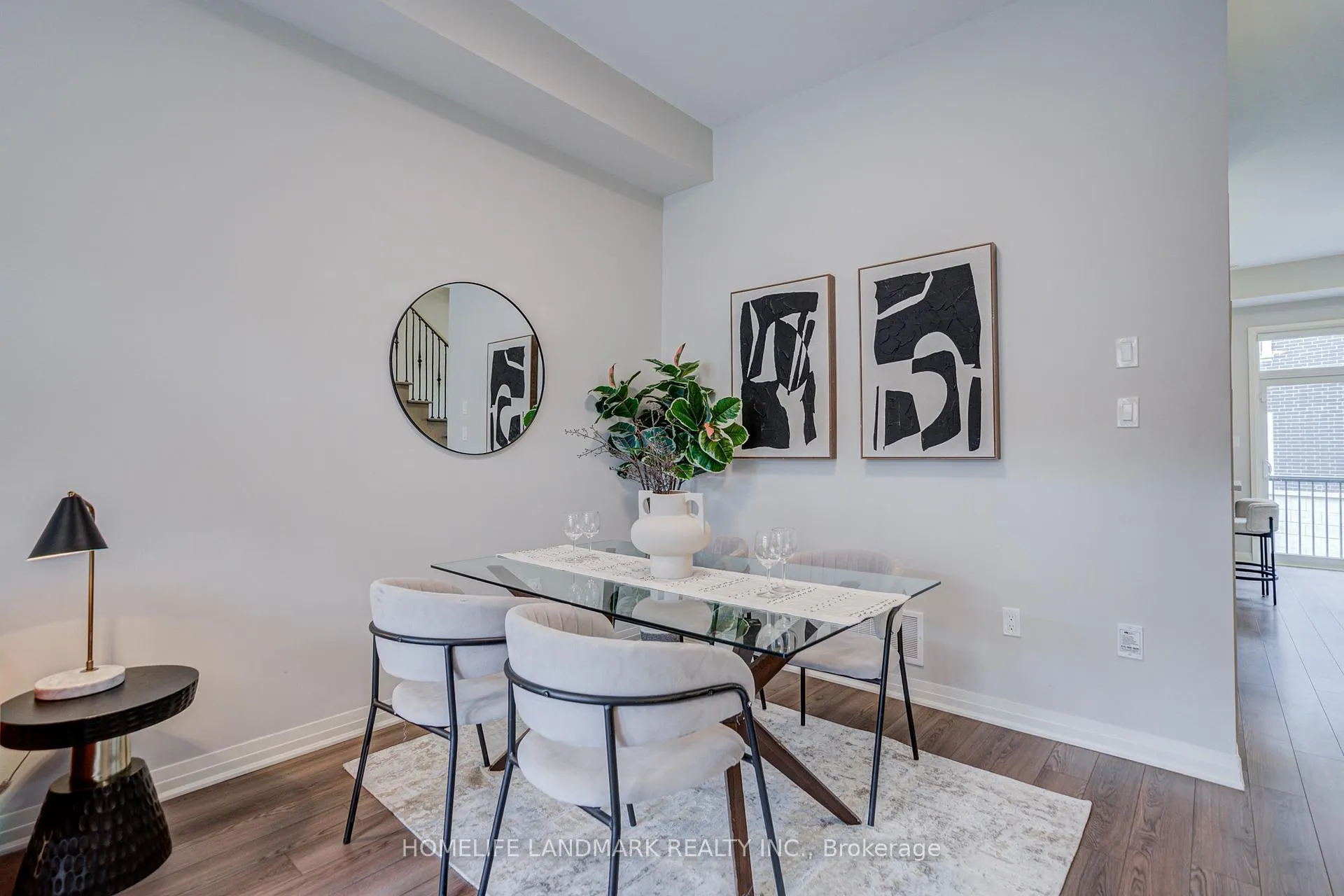 Photo 12 of 5 Arianna Crescent, Vaughan, Patterson — HOMEH