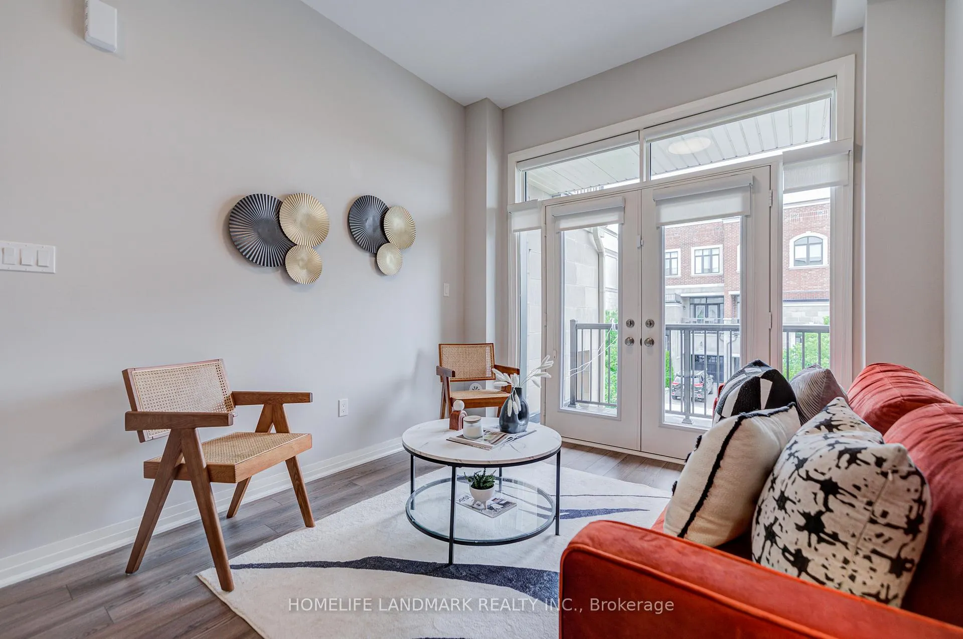 Photo 16 of 5 Arianna Crescent, Vaughan, Patterson — HOMEH