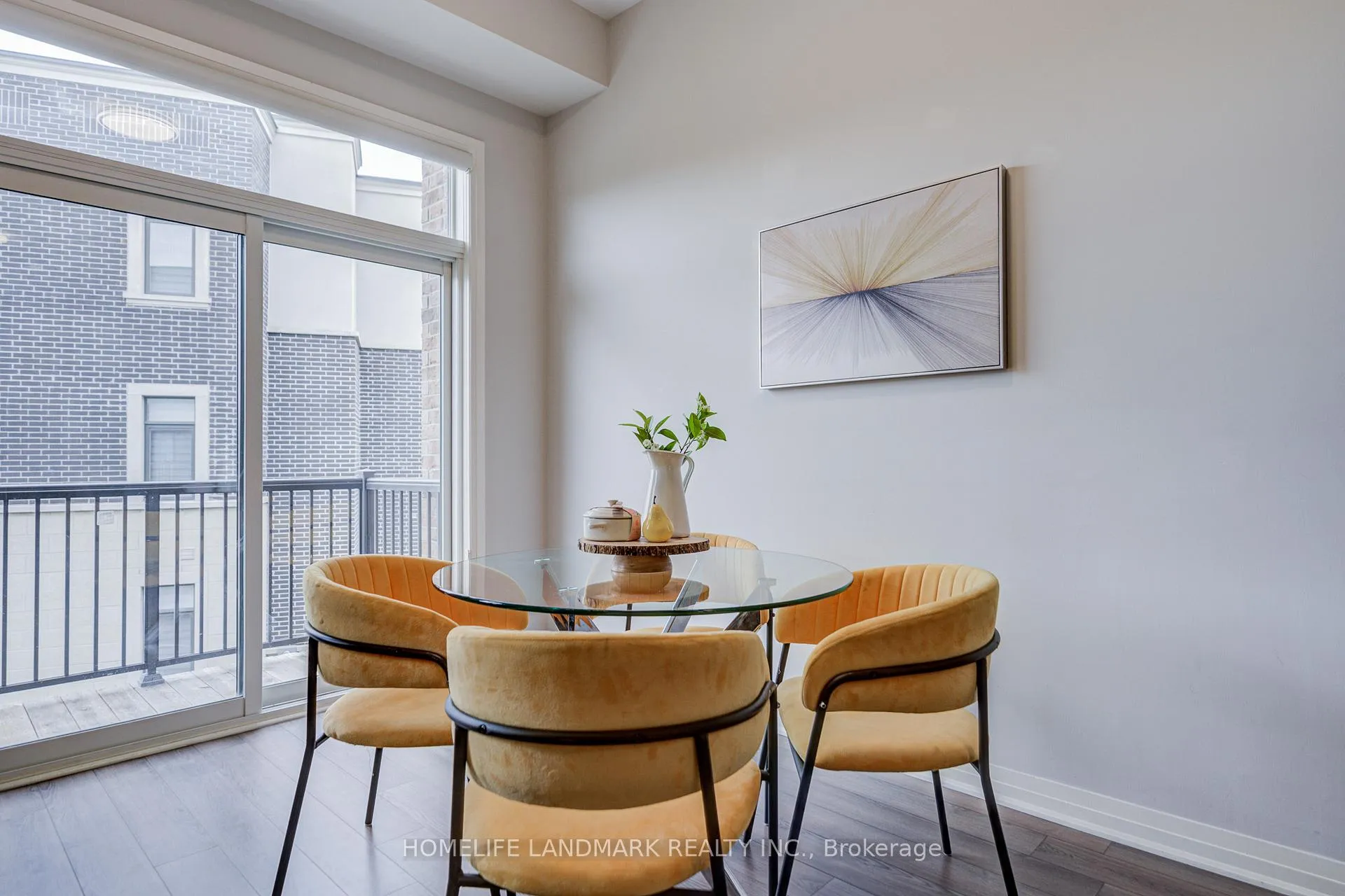 Photo 22 of 5 Arianna Crescent, Vaughan, Patterson — HOMEH